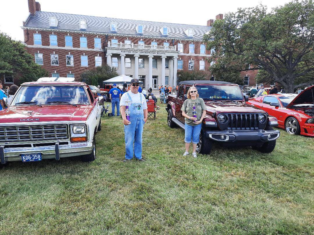 Jeep Gladiator Am I stupid to Keep in garage 85 dodge 35.13