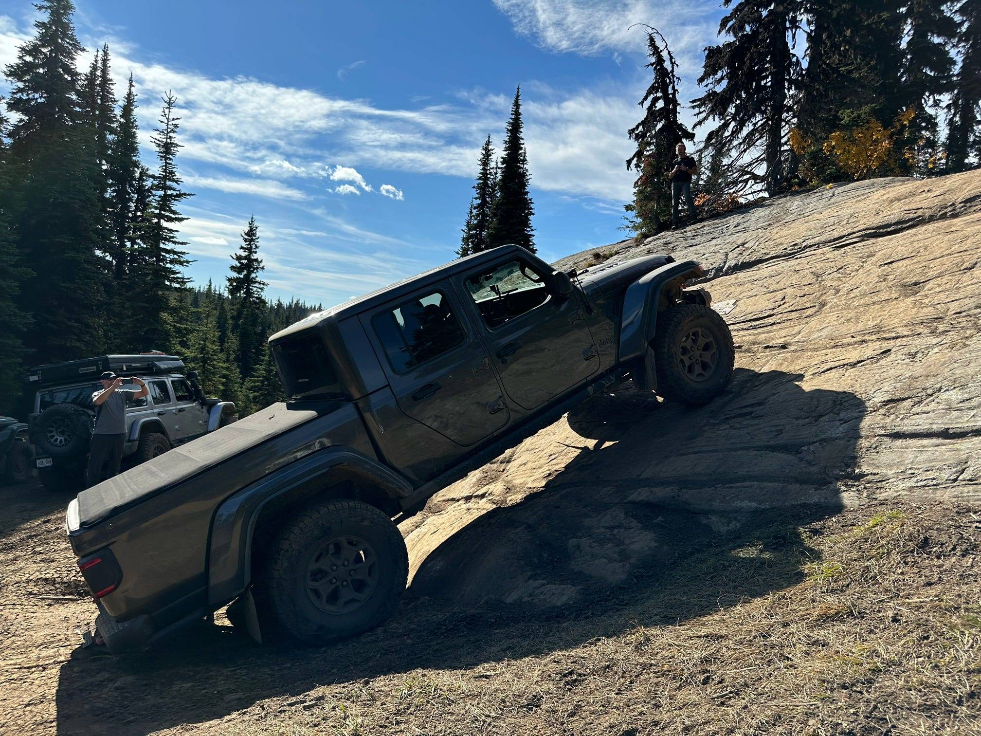 Jeep Gladiator Throwback Thursday!!! Let's see those trade-ins vs what you have now photos!!! Gladdy.JPG