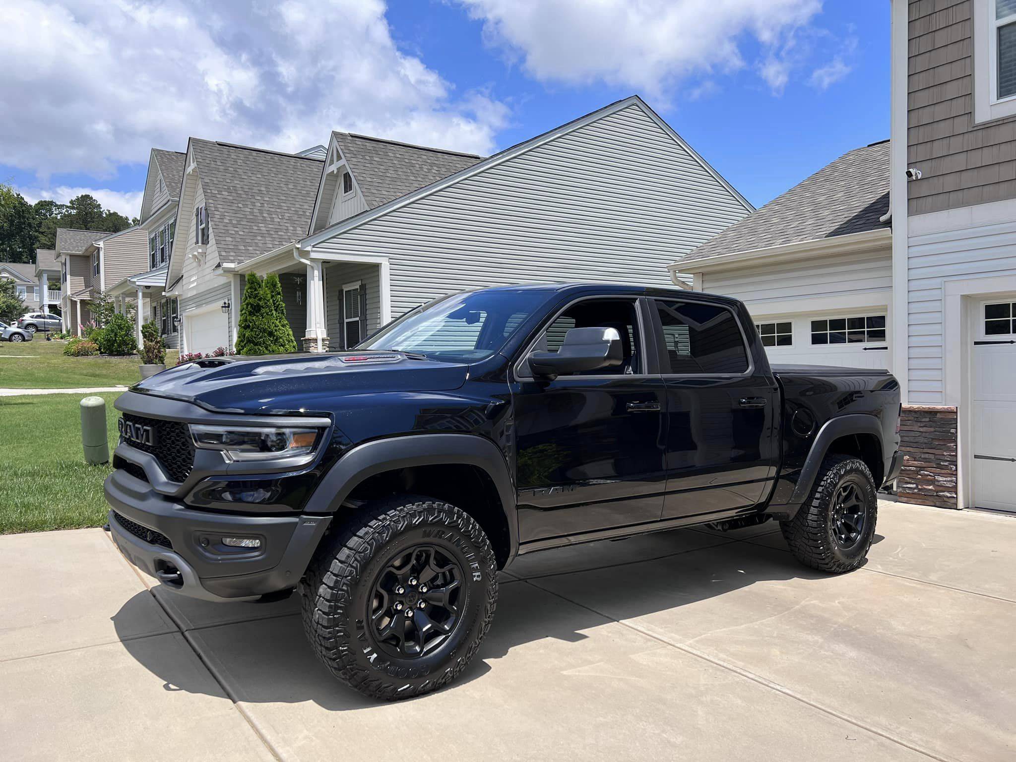 Jeep Gladiator Throwback Thursday!!! Let's see those trade-ins vs what you have now photos!!! trx1