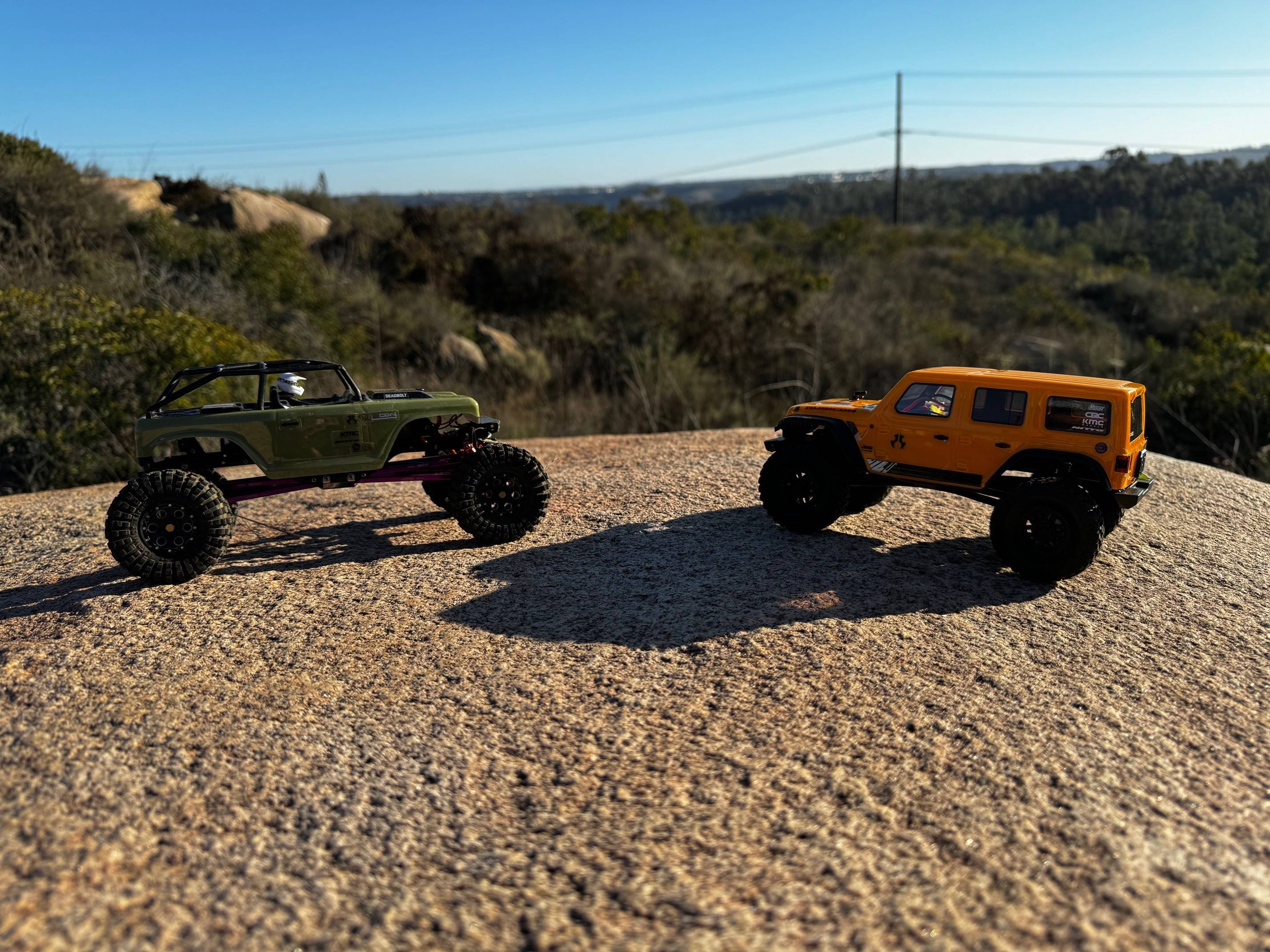 Jeep Gladiator Axial SCX24 Gladiator JT Dead Buggy_Yellow JLU