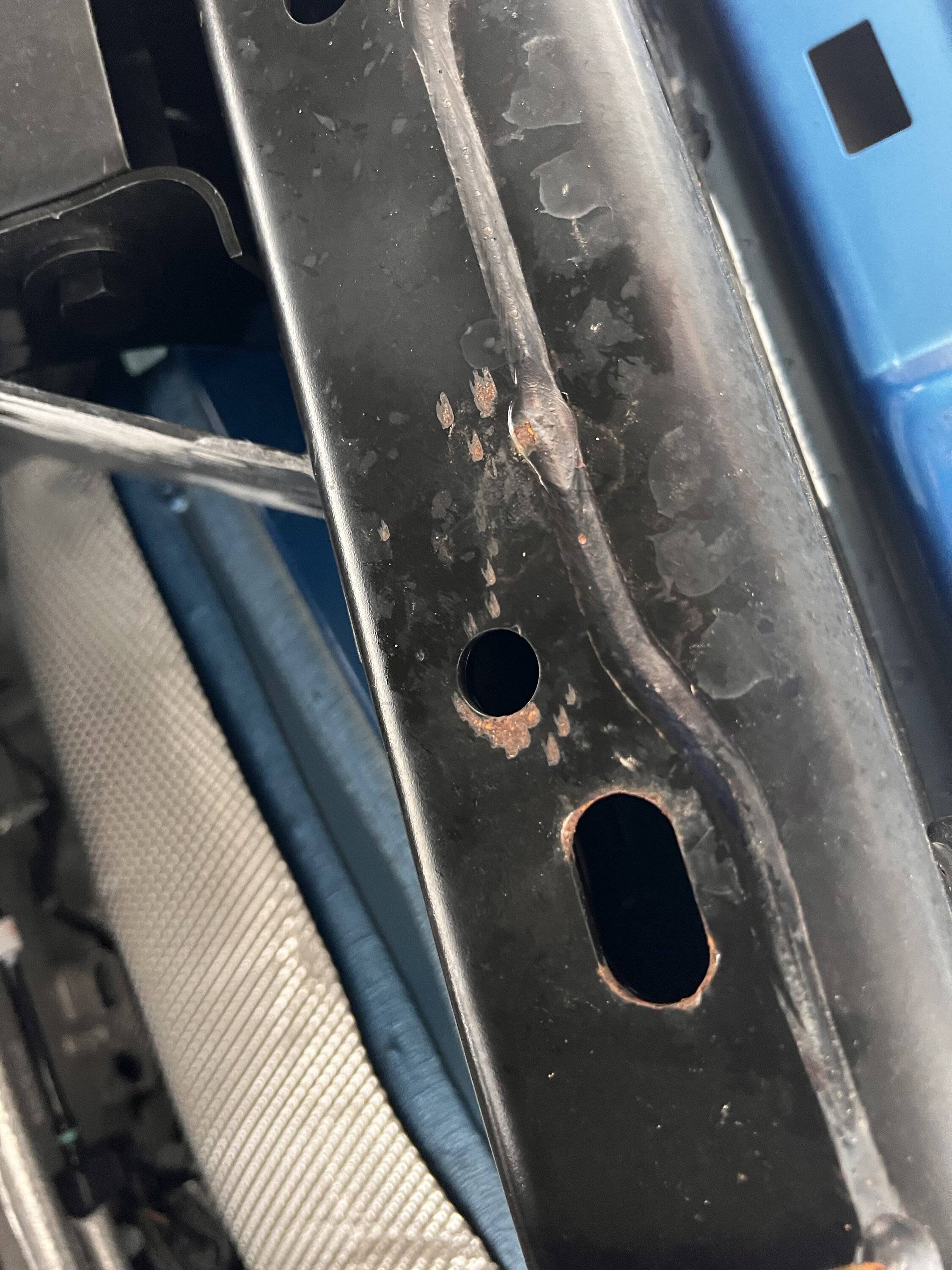 Jeep Gladiator Frame rust. IMG_4505