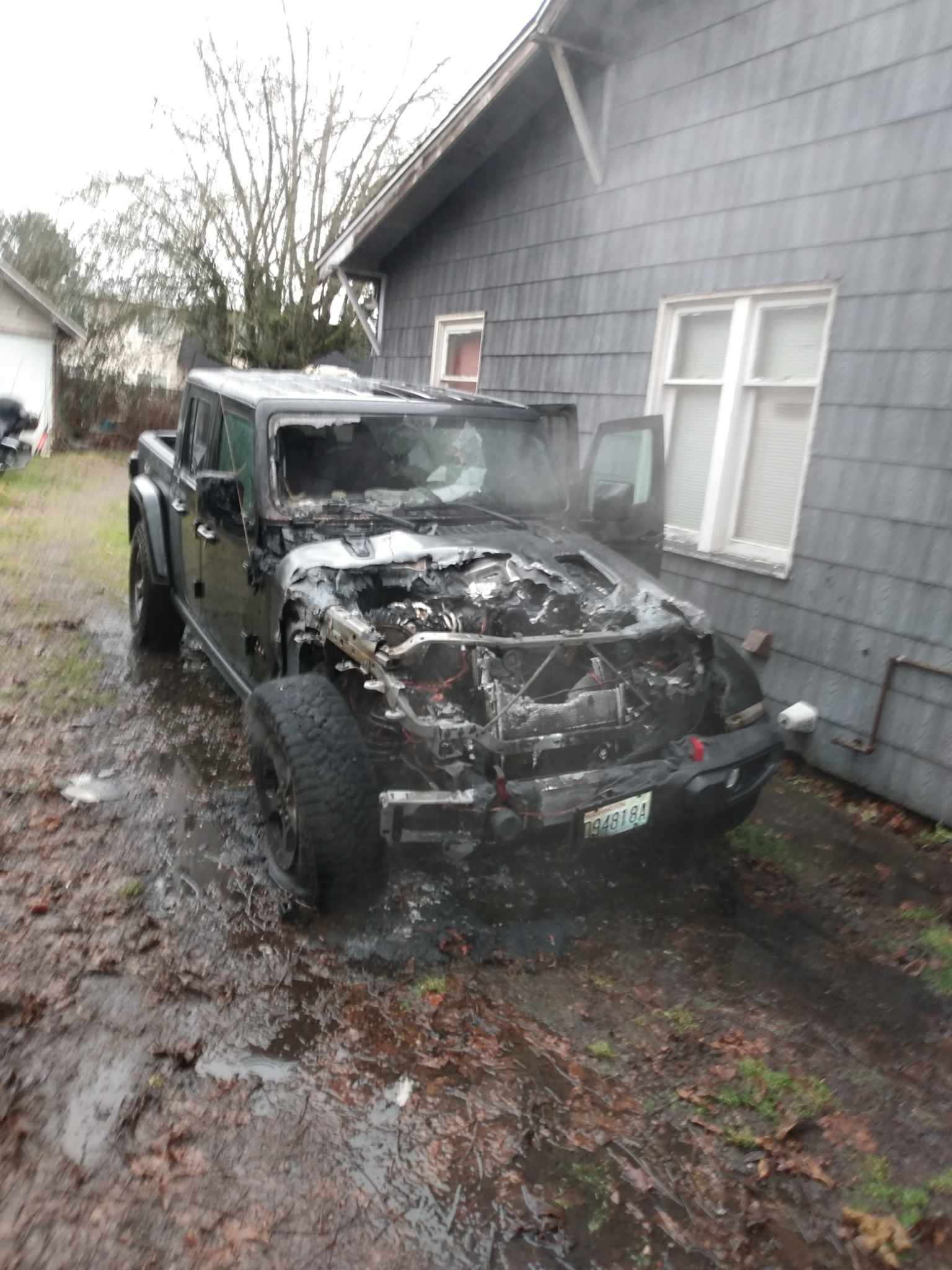 Jeep Gladiator My 2022 Gladiator burned down... how? Jee