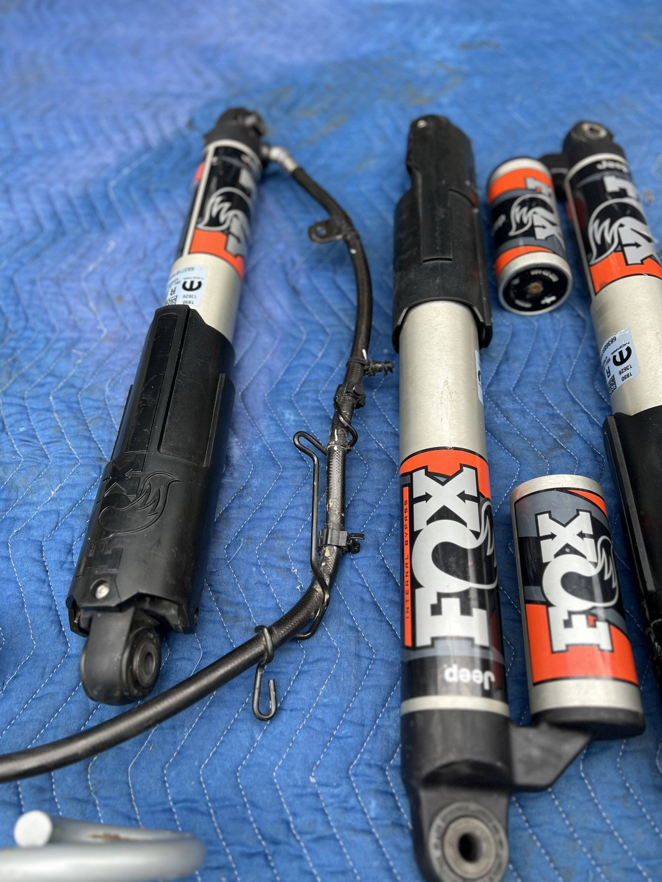 Jeep Gladiator Jeep Gladiator Mojave Suspension Shocks & Springs (SF Bay) IMG_1165