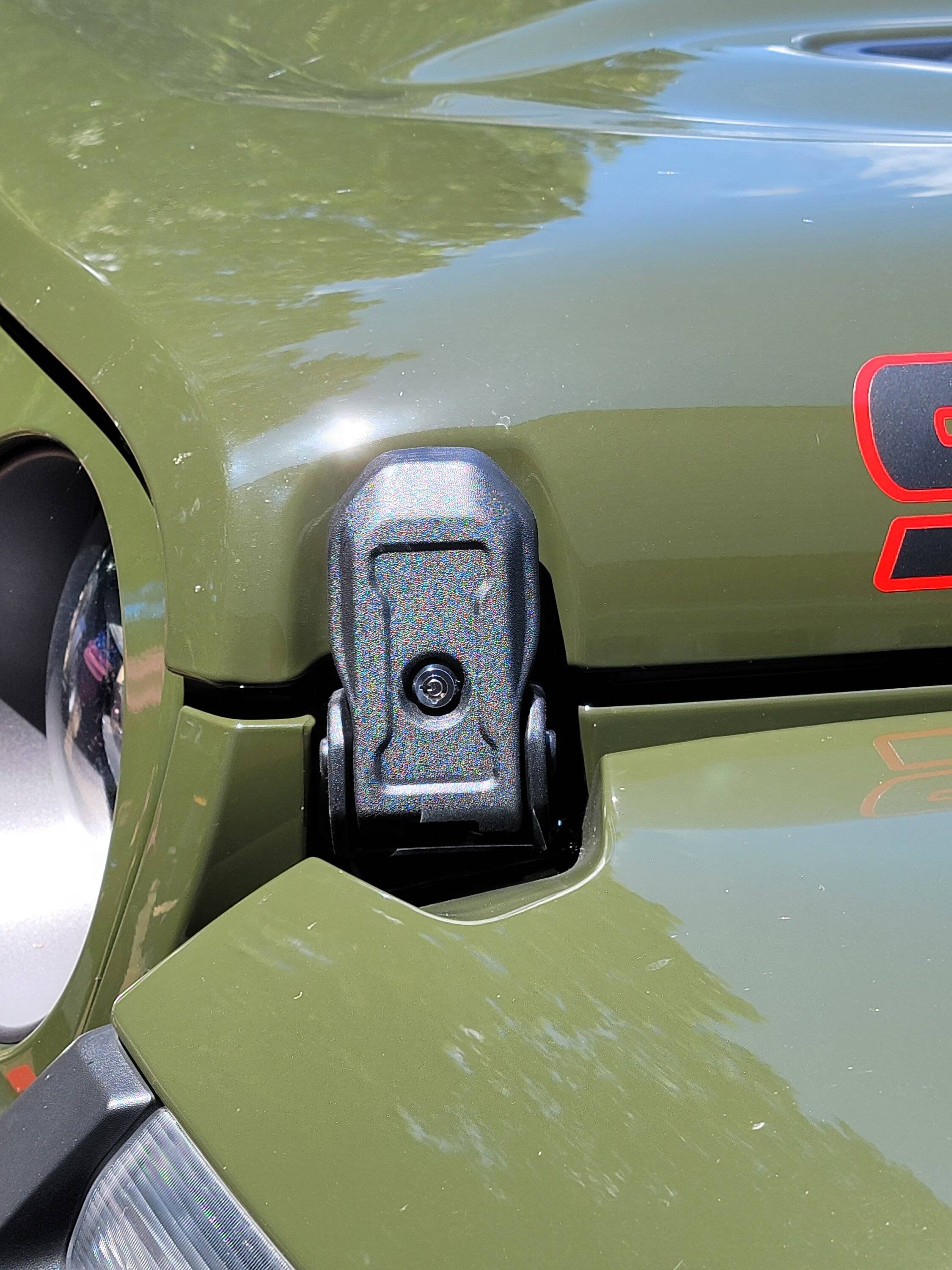 Jeep Gladiator Hood Locks. - Easy Install 20220728_114305