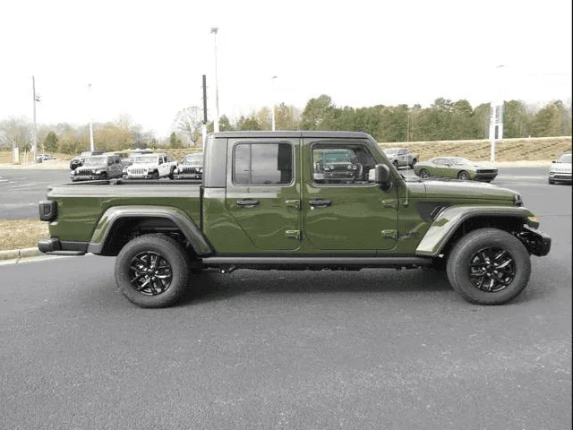 Jeep Gladiator Better incentives in February on leftover 23s? 2023
