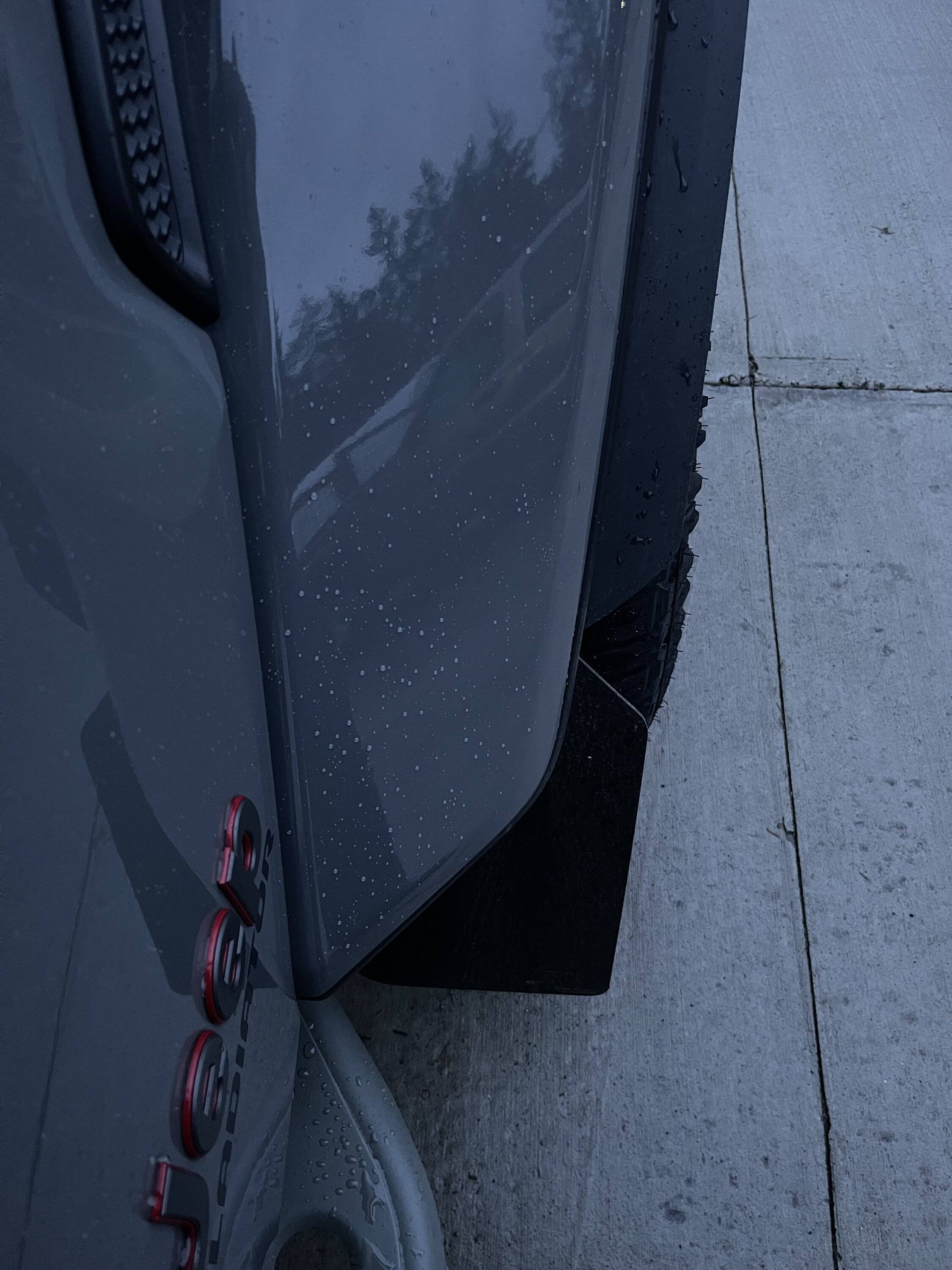 Jeep Gladiator Front mud flaps for Rubicon - show me what you have IMG_3209