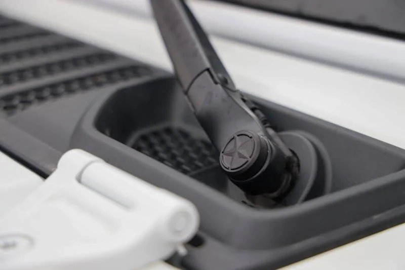 Jeep Gladiator ?? ☔️ Threedom Custom Wiper Arm Caps? 11889