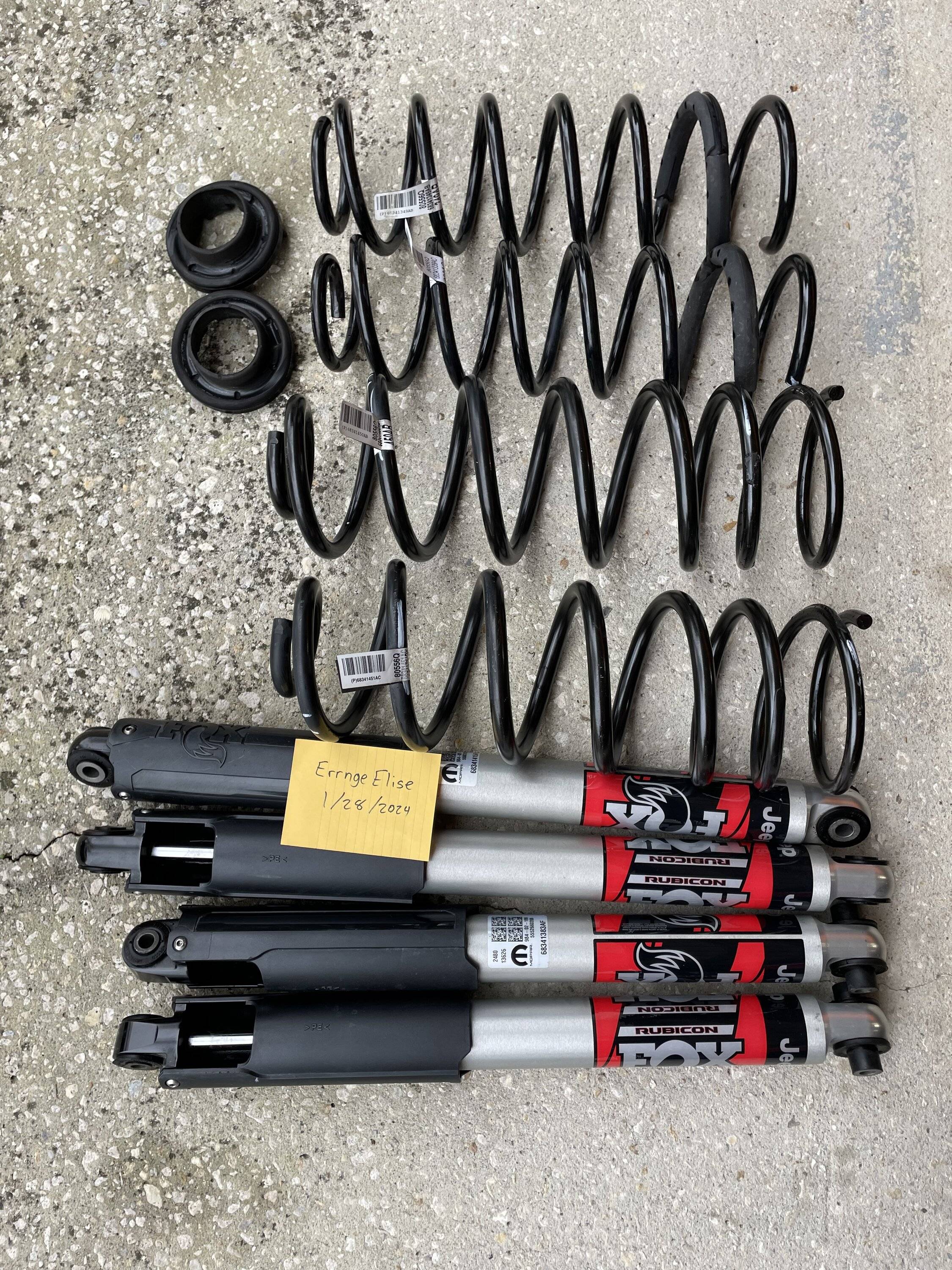 Jeep Gladiator 2021 Rubicon Fox Shocks and Rubicon Springs IMG_1609