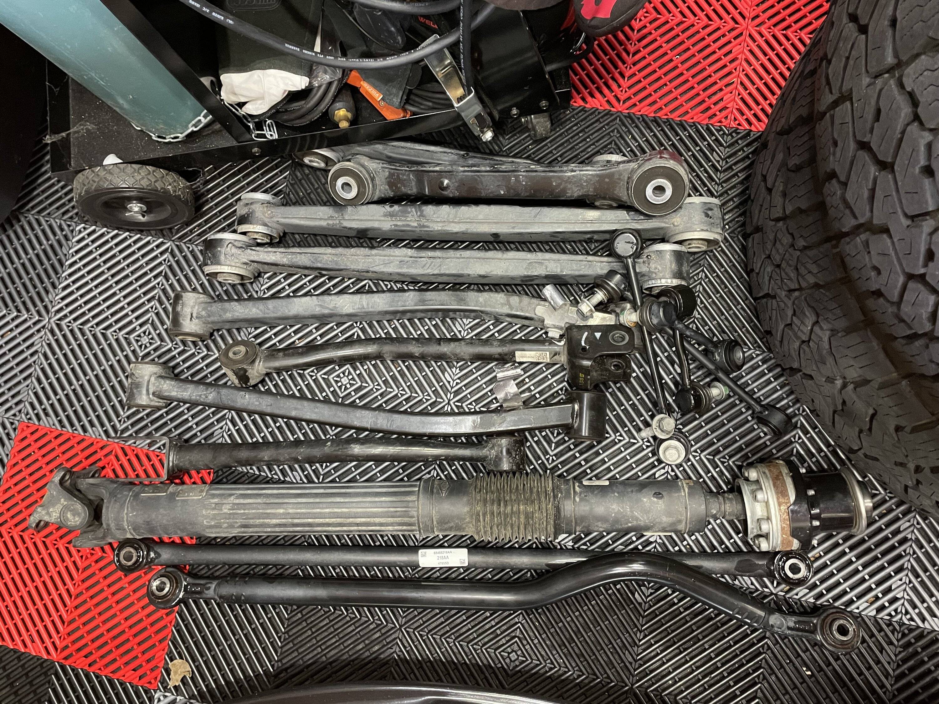 Jeep Gladiator Garage clean out - Orlando IMG_1614