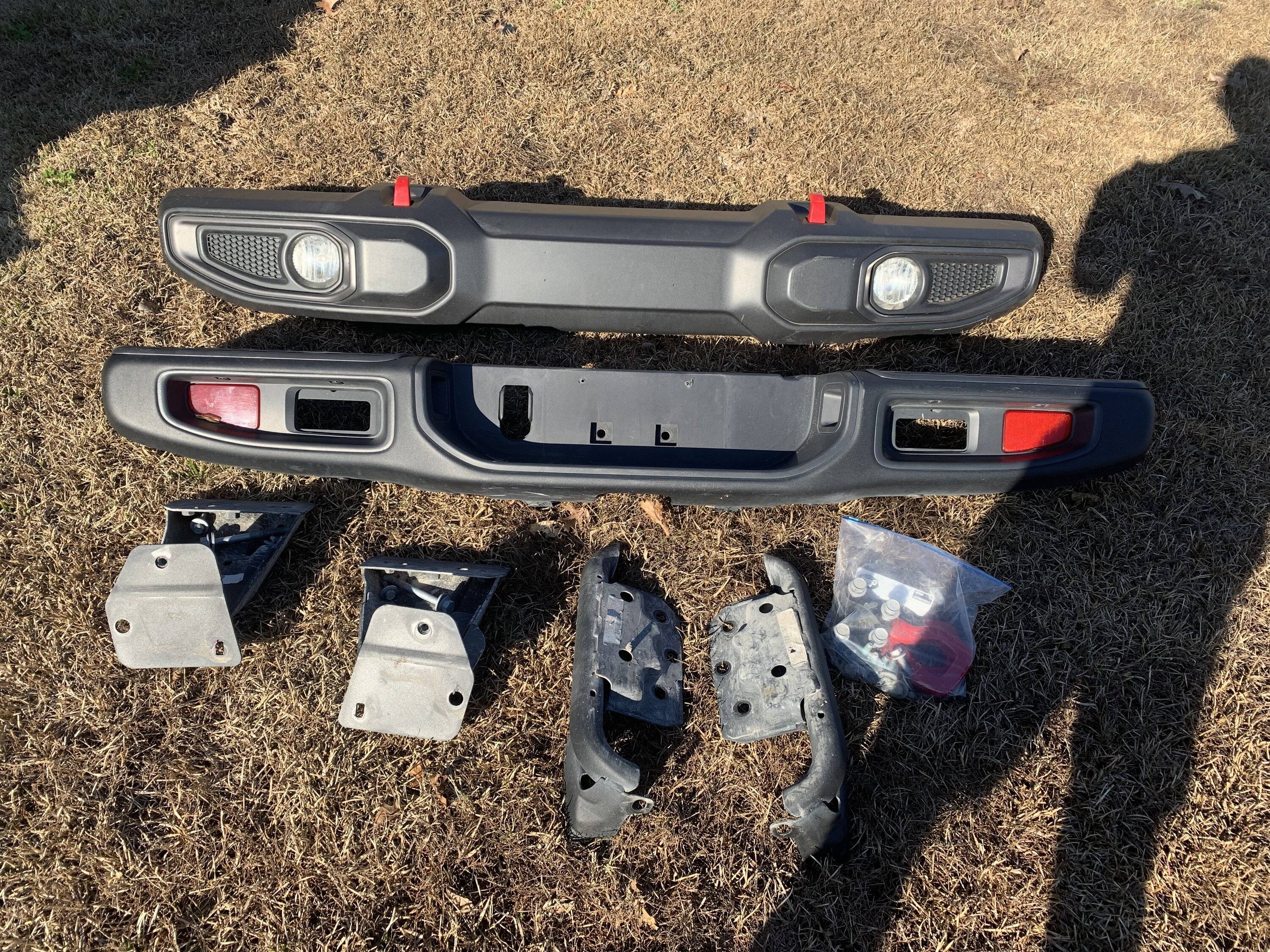 Jeep Gladiator Plastic trim help, need some creative ideas IMG_4219