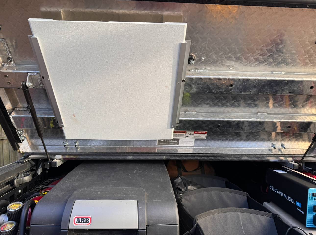 Jeep Gladiator DIY Slide Out w/ Sink IMG_2907