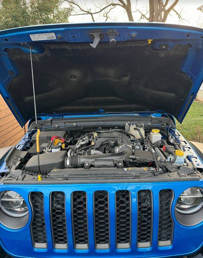 Jeep Gladiator 2022 Mojave Manual with 10k miles Capture7.JPG