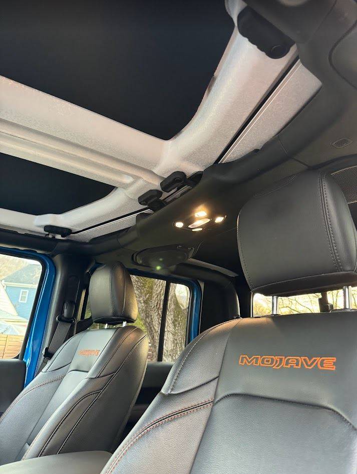 Jeep Gladiator 2022 Mojave Manual with 10k miles Capture9.JPG