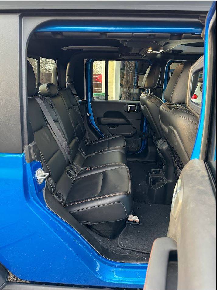 Jeep Gladiator 2022 Mojave Manual with 10k miles Capture13.JPG