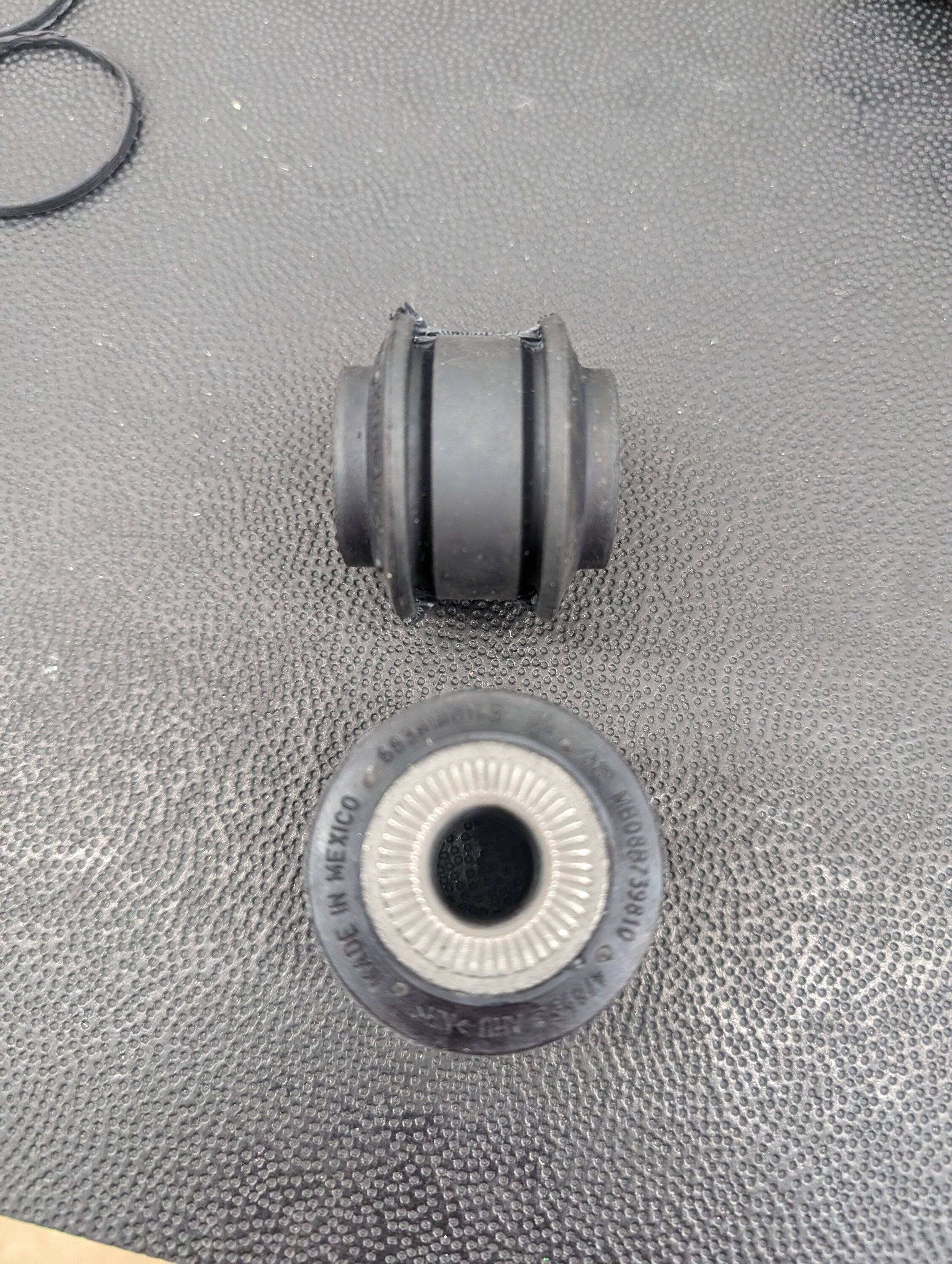 Jeep Gladiator Anyine change Mojave shock bushings yet? PXL_20240131_132612676.MP