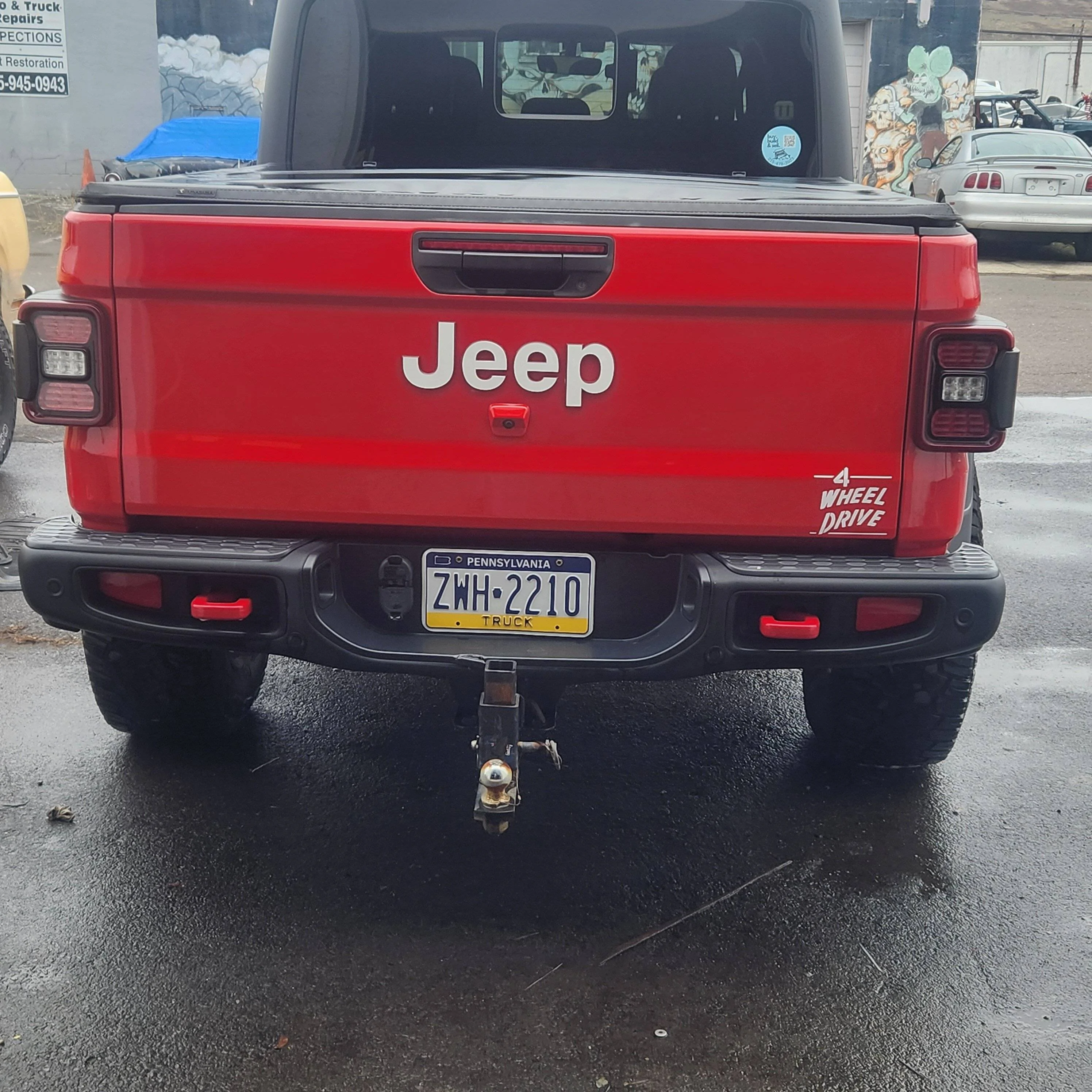 Jeep Gladiator Opions on this 20240131_143709
