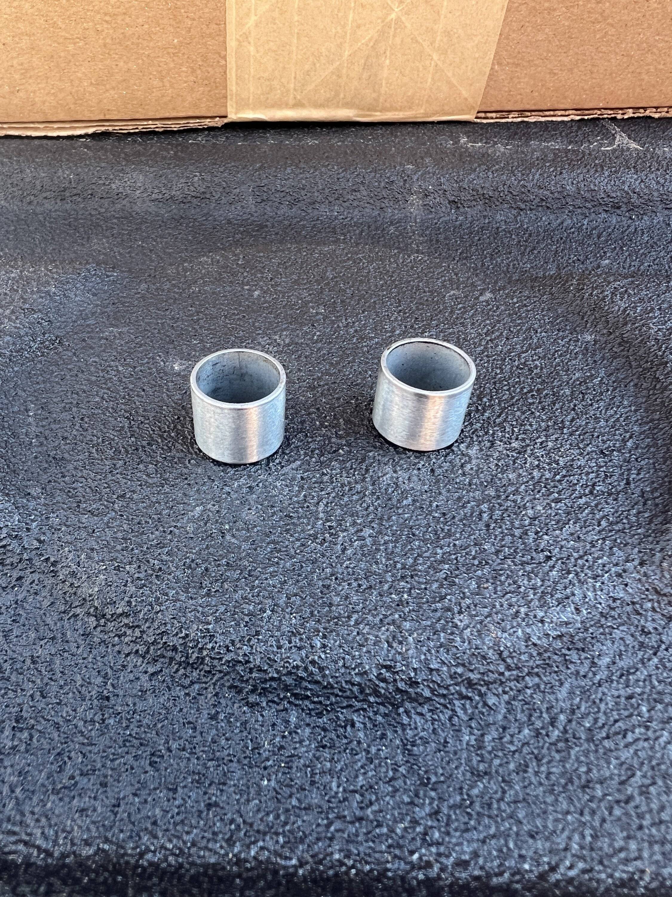 Jeep Gladiator EVO MFG sway bar end links front spacers.JPG