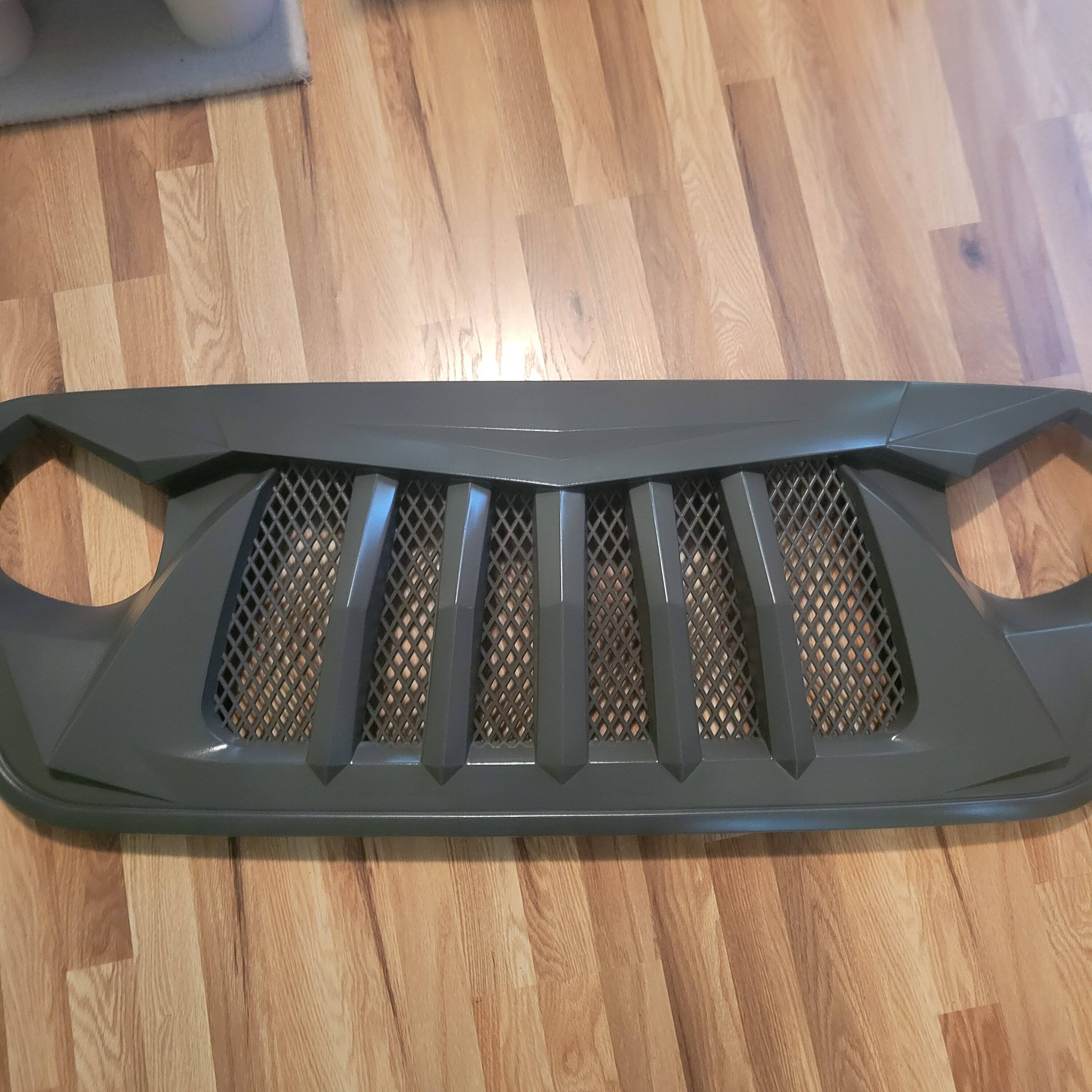 Jeep Gladiator So this happened now need replacement grill 20240131_140322