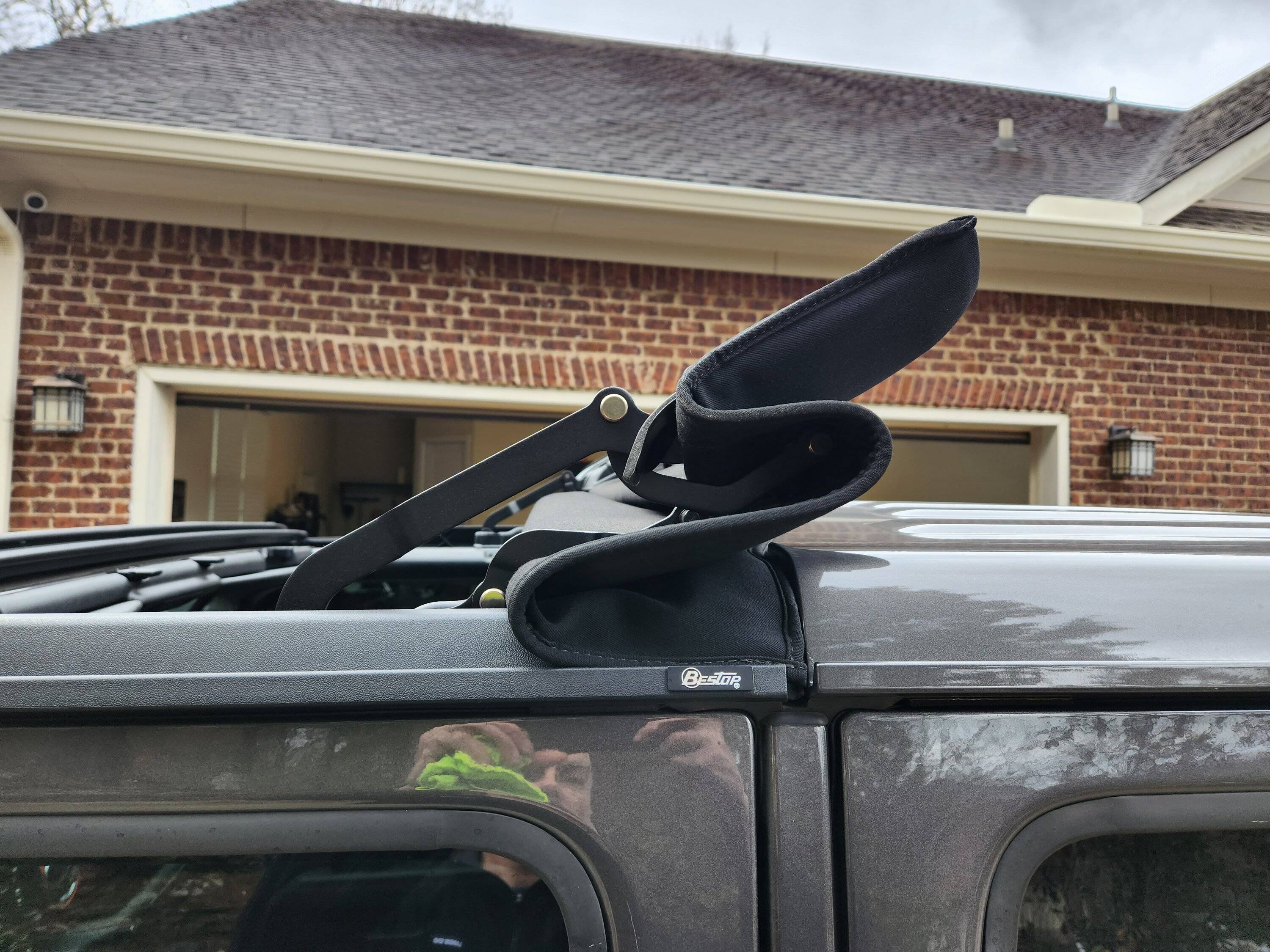 Jeep Gladiator Bestop Sunrider Premium Black Twill for Jeep Gladiator 20231209_100401