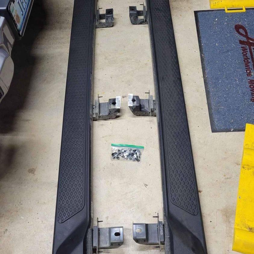 Jeep Gladiator 2021 HA OEM Running Boards (Steps) and Shocks HA Steps