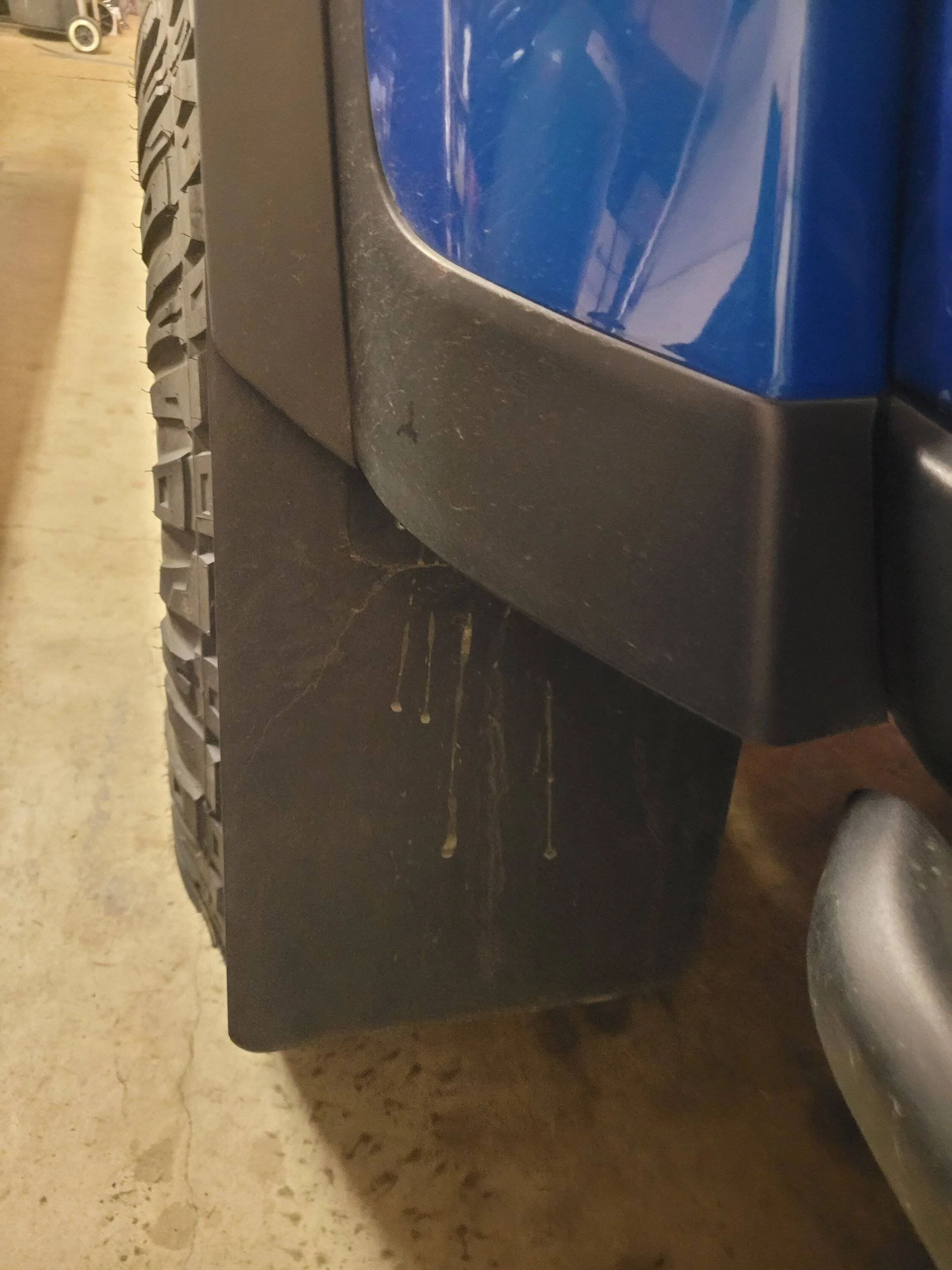 Jeep Gladiator Front mud flaps for Rubicon - show me what you have 20240204_075159