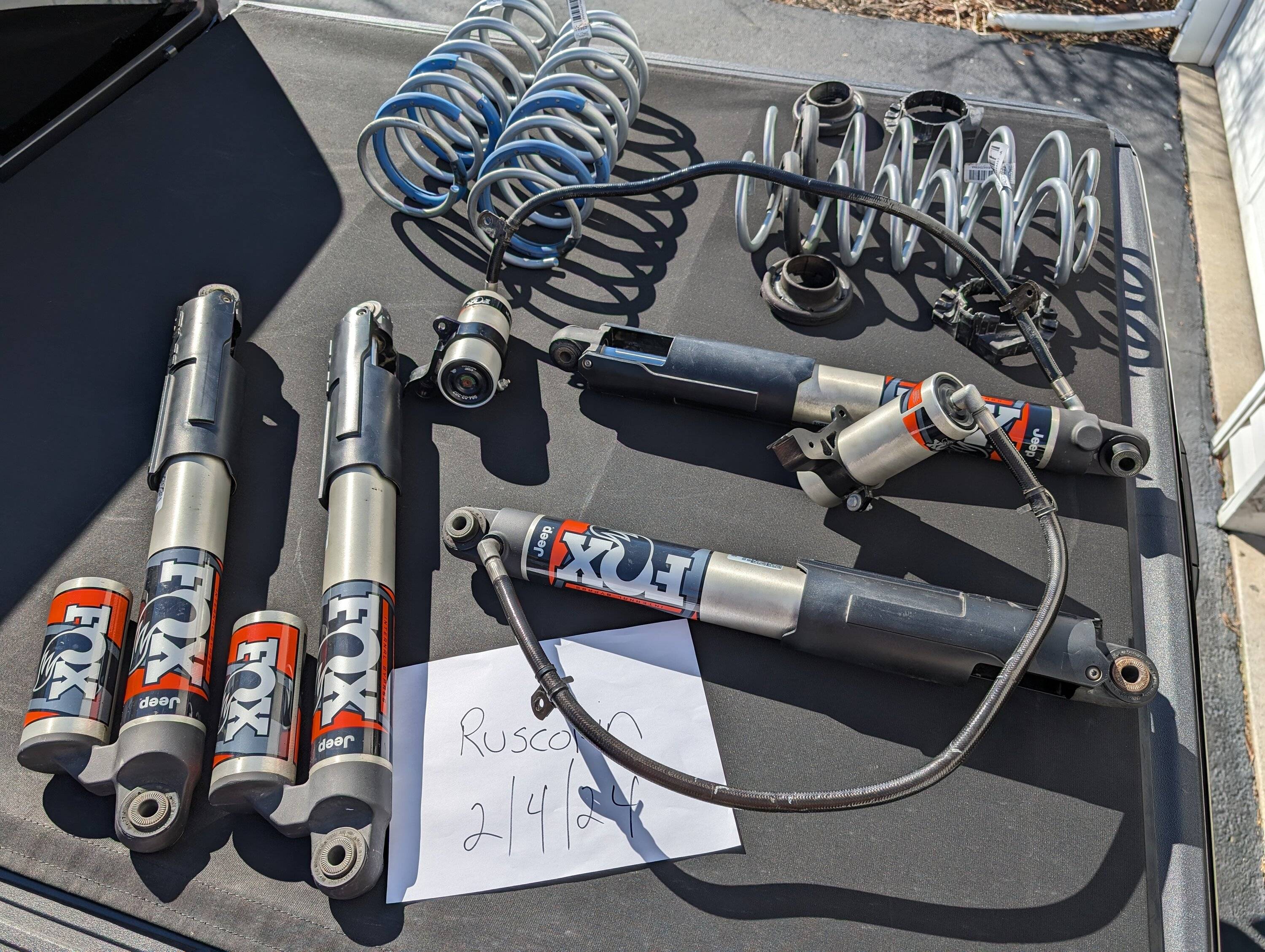 Jeep Gladiator Mojave Shocks and Springs $1000 PXL_20240204_161552813