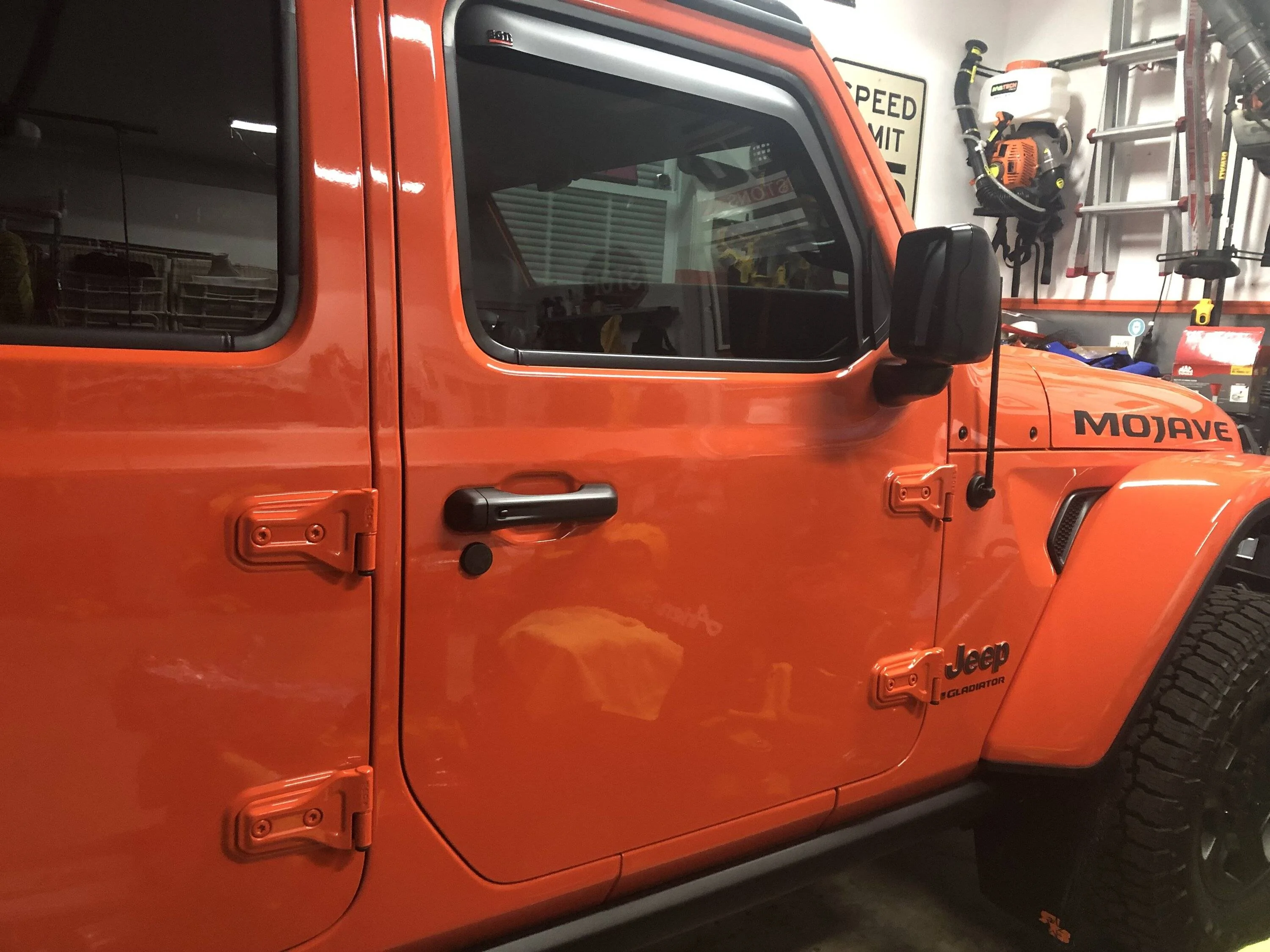 Jeep Gladiator Building Nemo - A Punk'n Mojave shoreline adventure IMG_5838