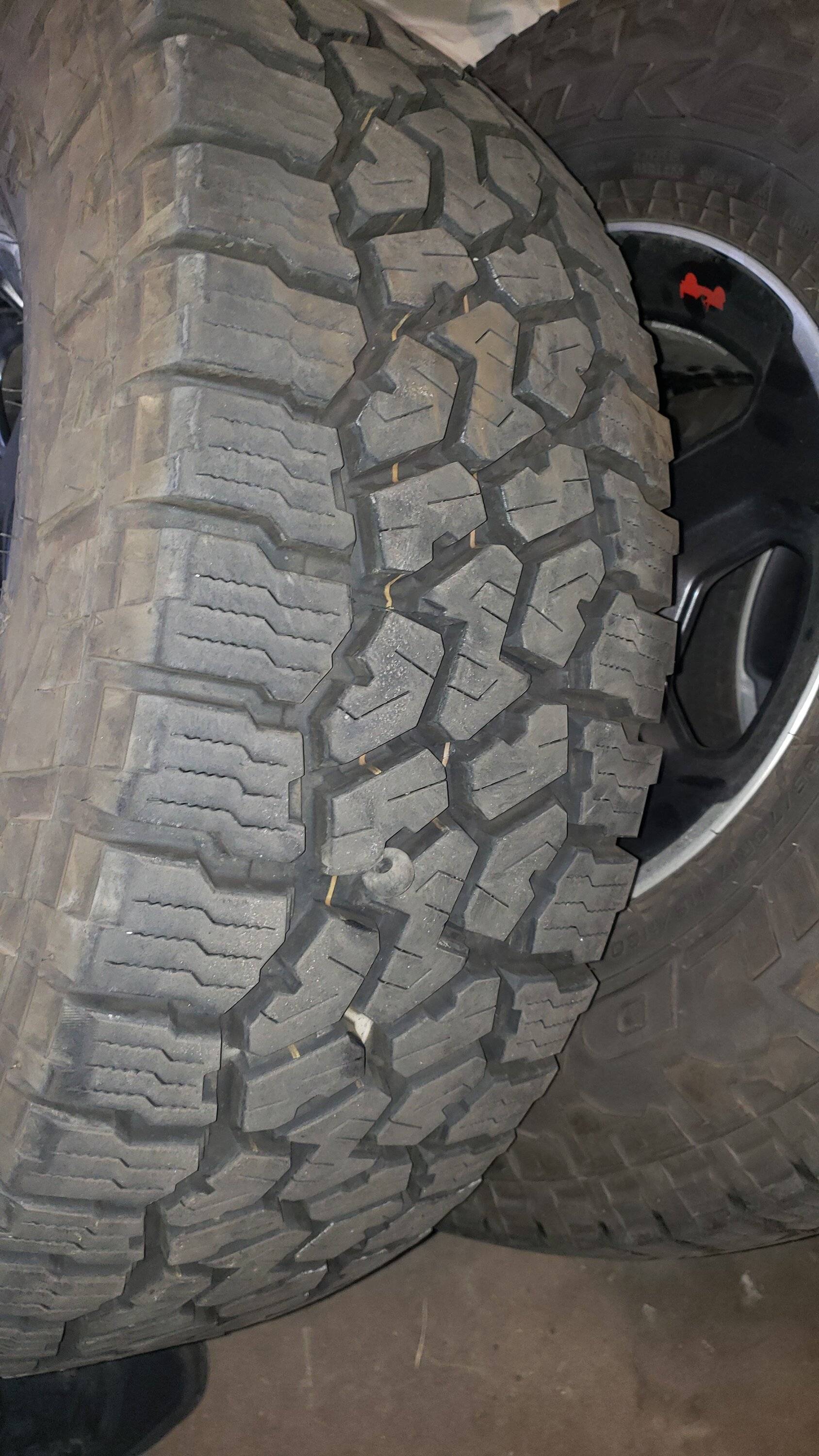 Jeep Gladiator 2023 JTR Wheels, Tires, with TPMS + Spare.   $1000 or best offer. StockTires2
