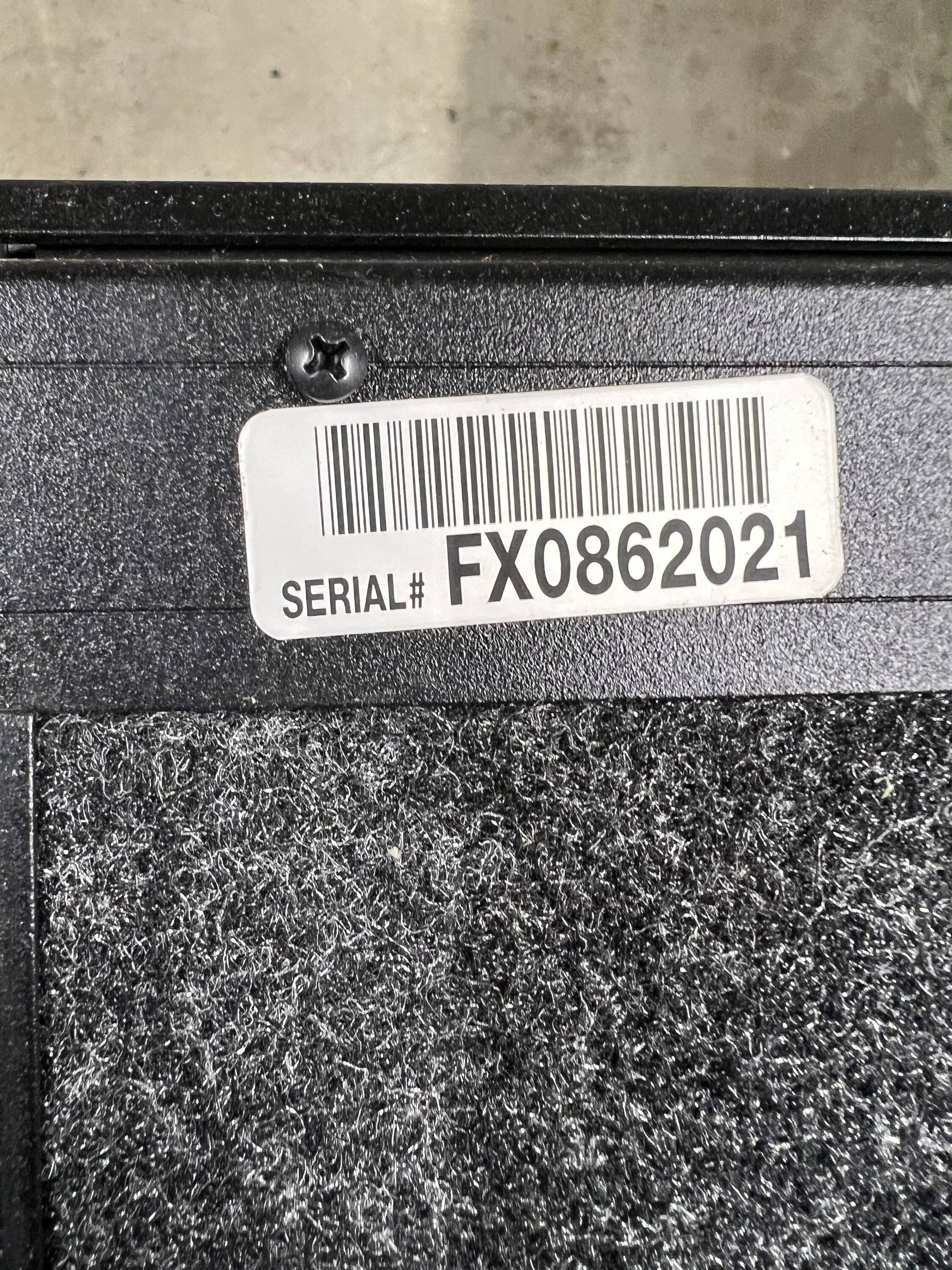 Jeep Gladiator Undercover UX32010 Ultra Flex Hard Tonneau Cover IMG_0109