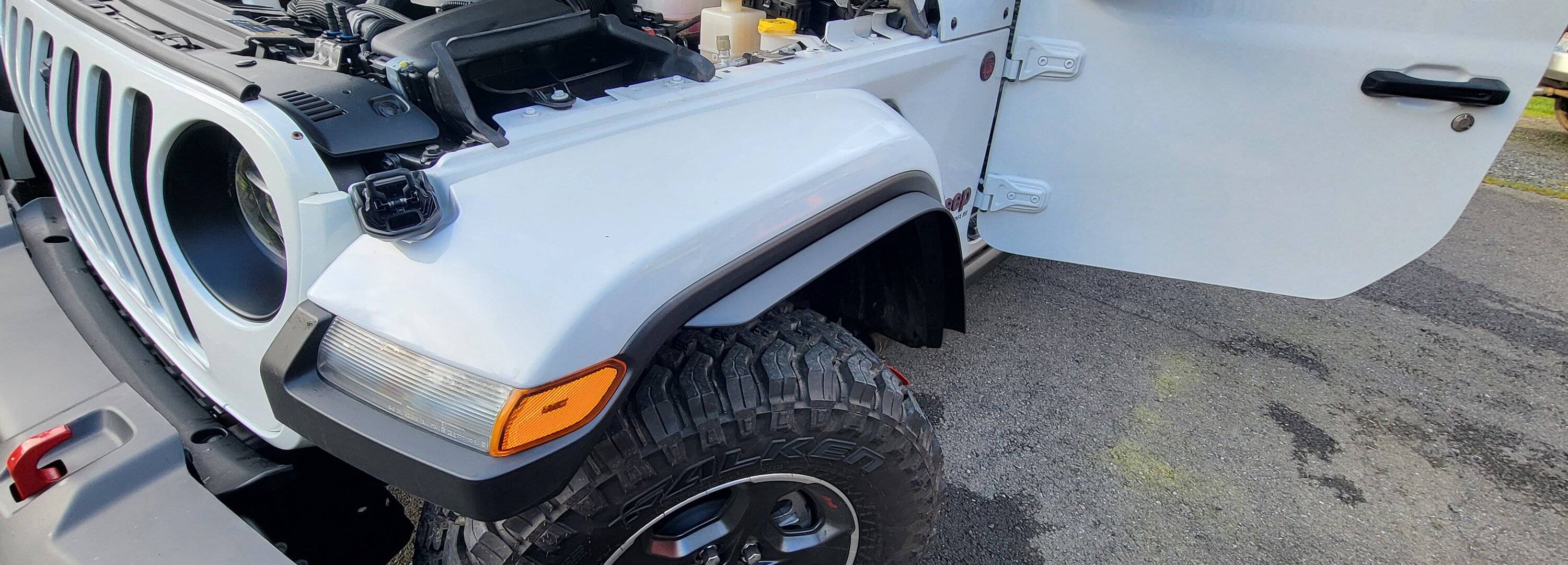 Jeep Gladiator Mopar Trail Cam DIY Installation - 2023 Diesel Gladiator Rubicon 1000008983