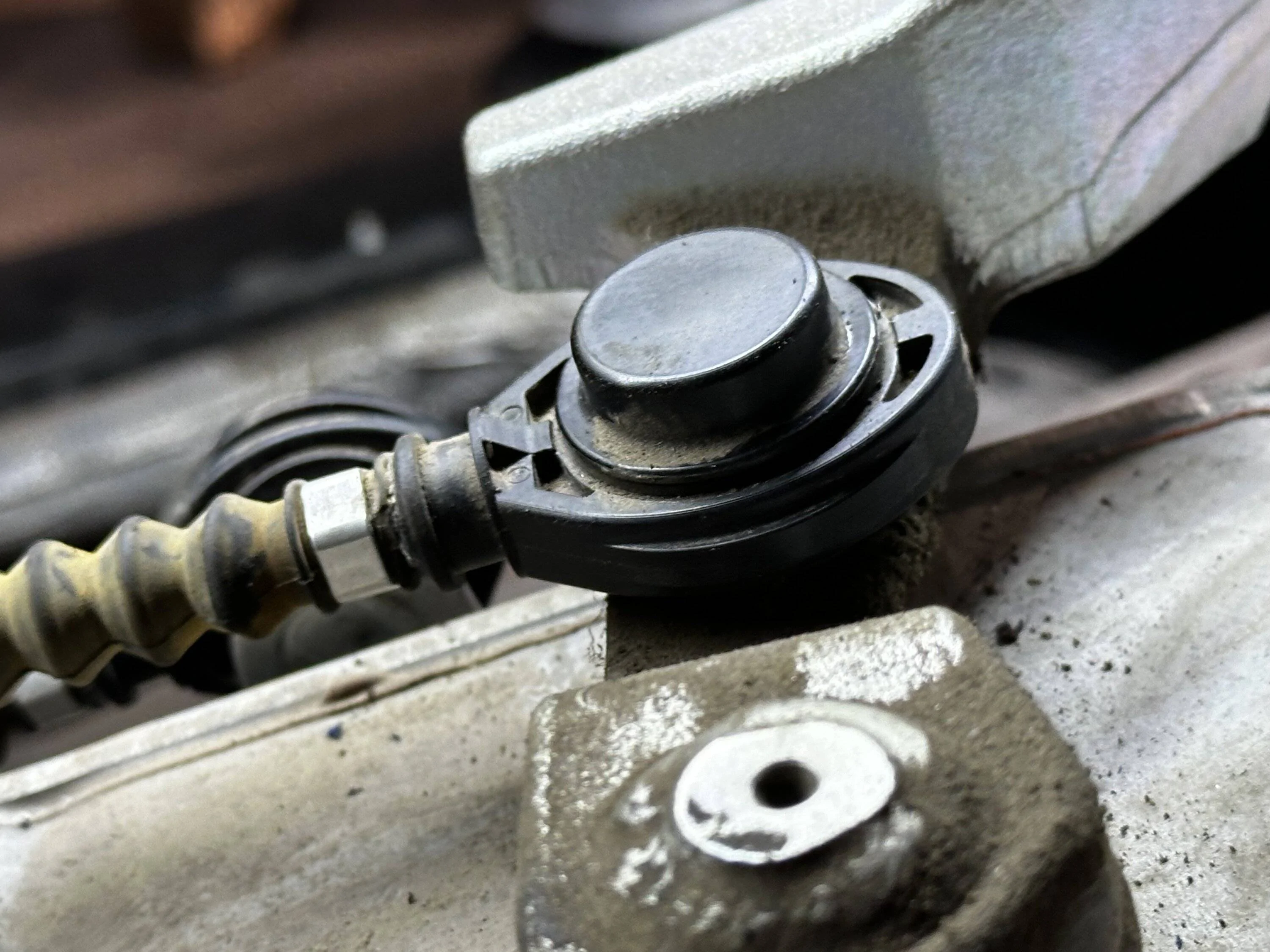 Jeep Gladiator Shift cable removal IMG_3040