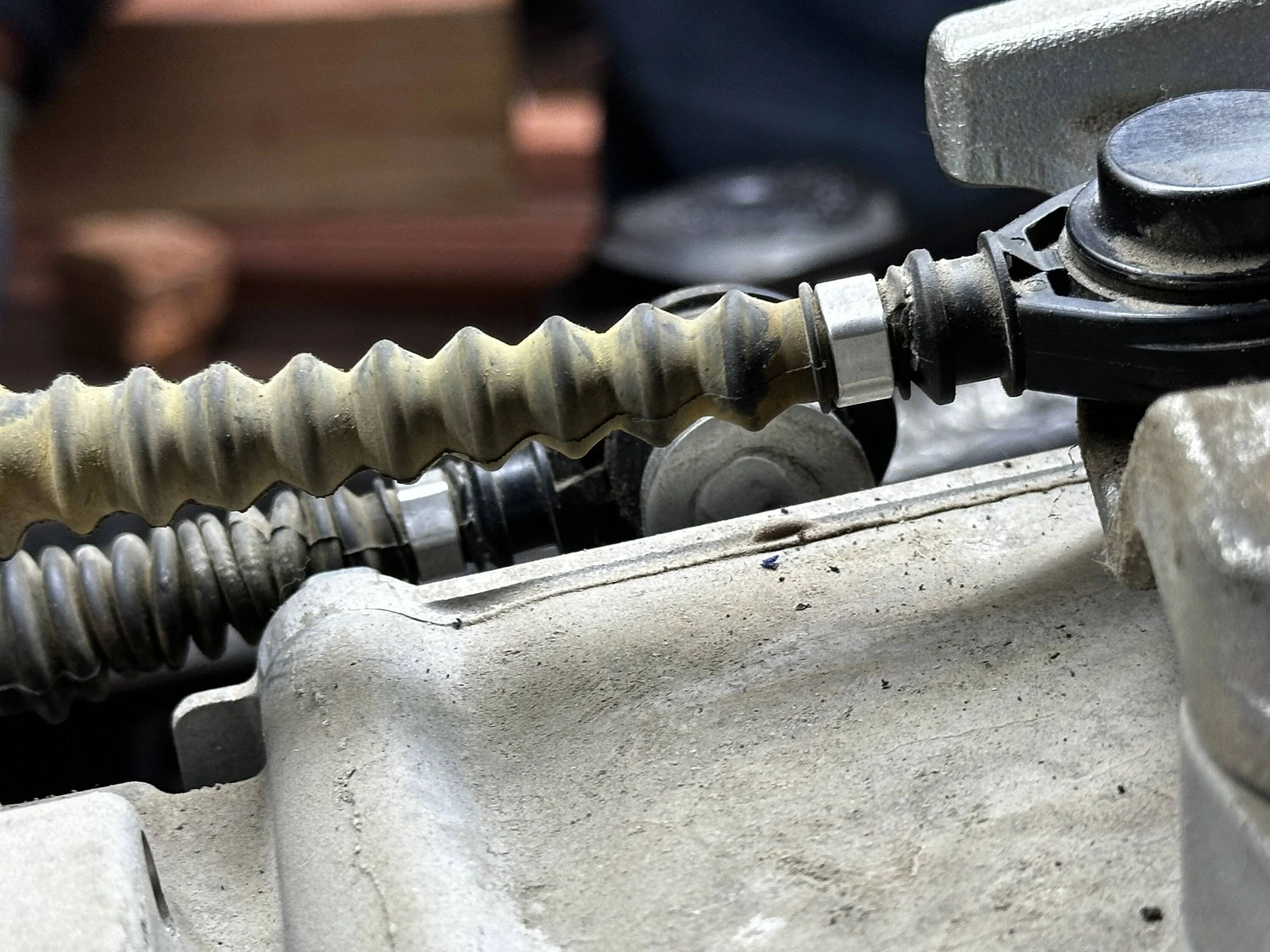 Jeep Gladiator Shift cable removal IMG_3039