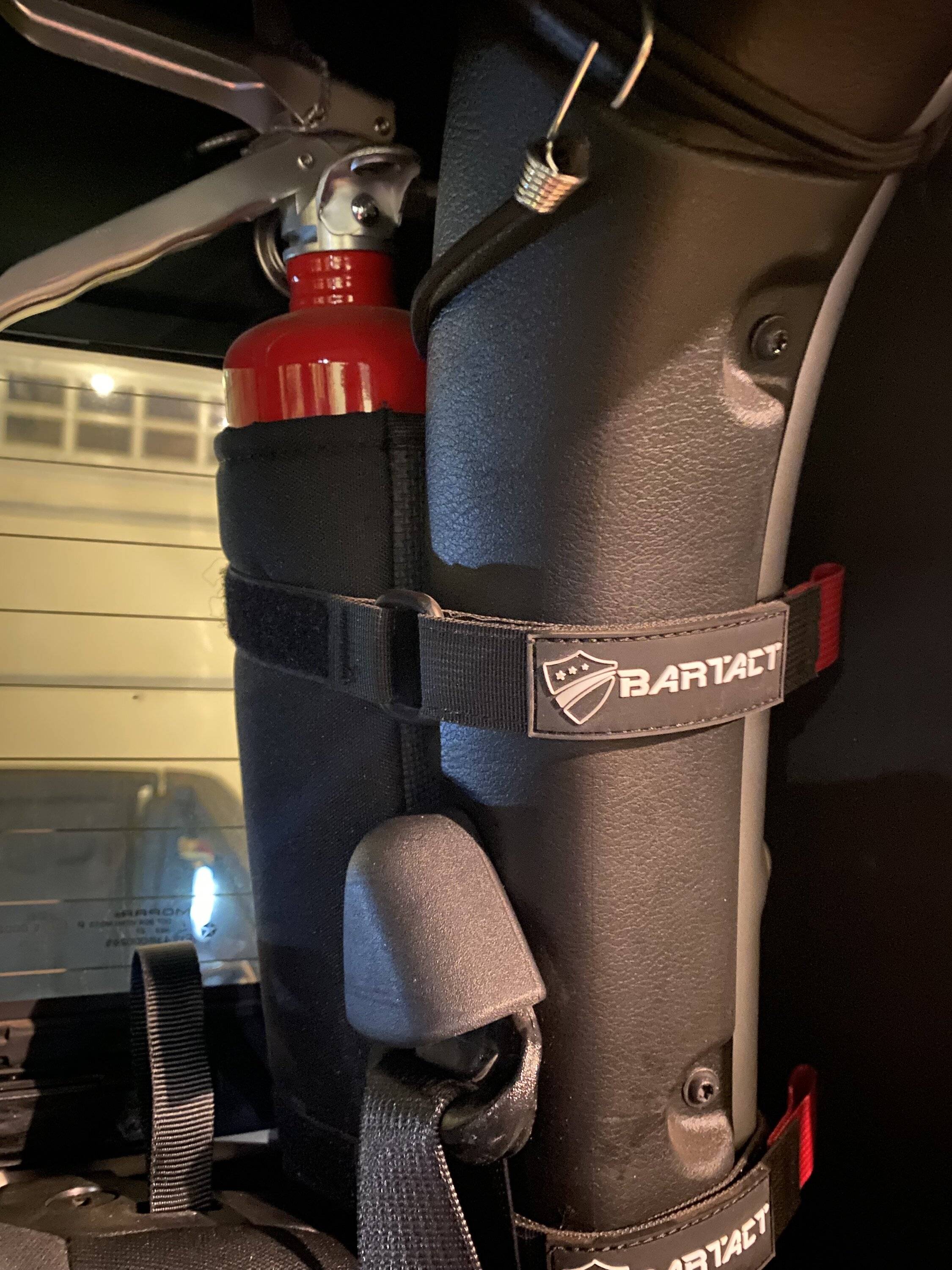 Jeep Gladiator Show me your C-Pillar setup! Gladiator FireExtinguisher