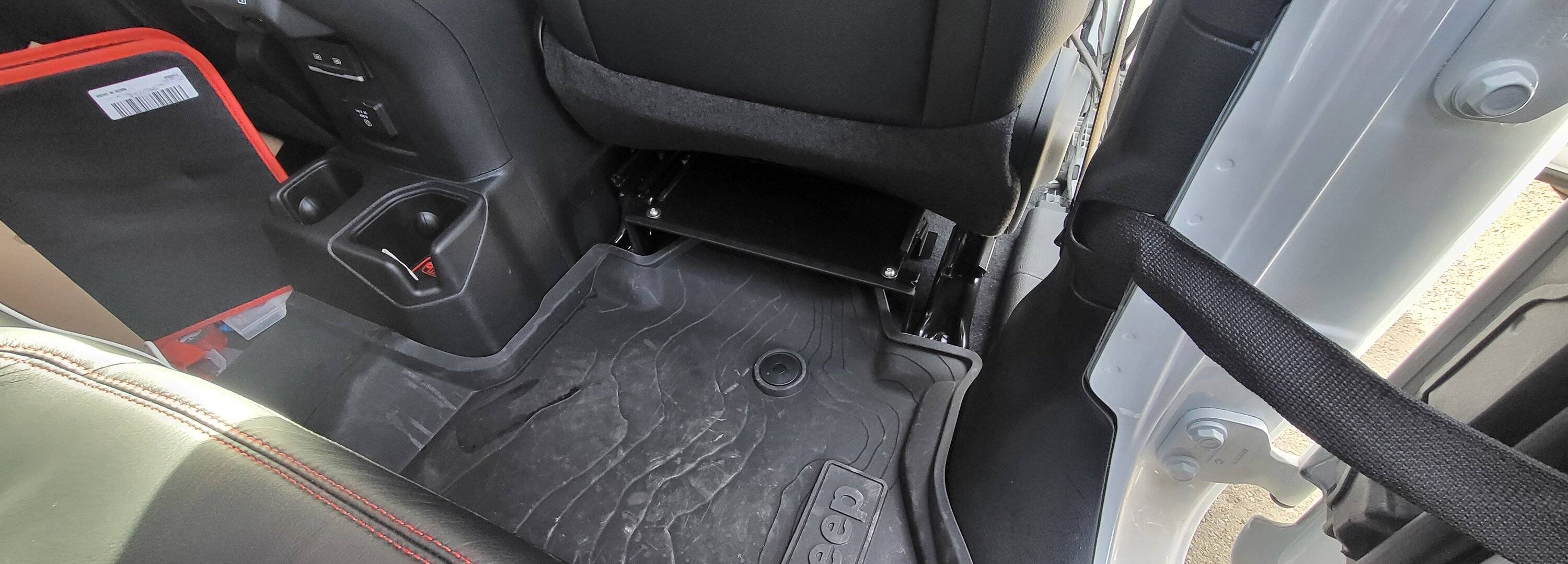 Jeep Gladiator Mopar Trail Cam DIY Installation - 2023 Diesel Gladiator Rubicon 1000008917