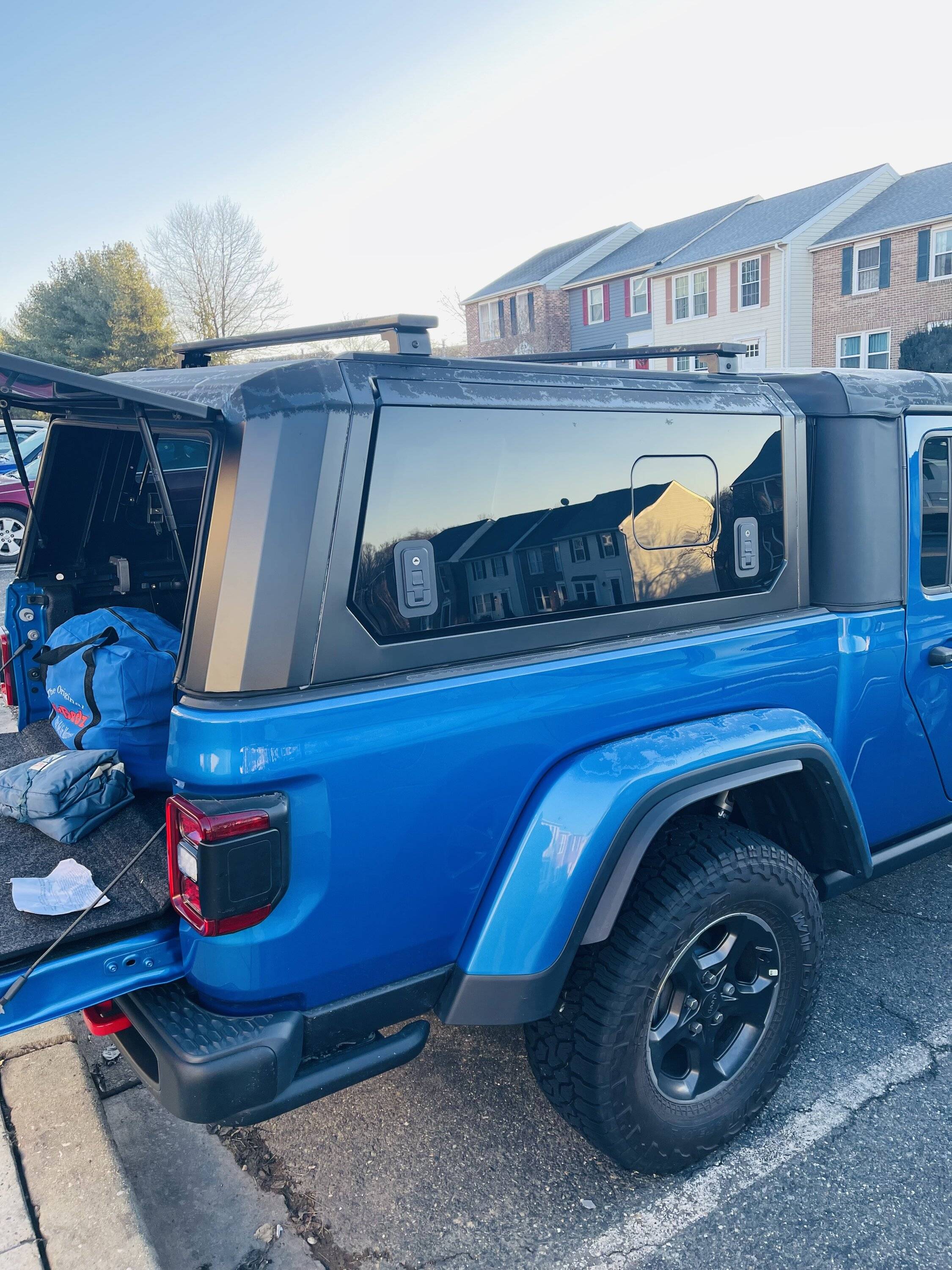 Jeep Gladiator RSI SmartCap EVO - Flash Sale IMG_4041