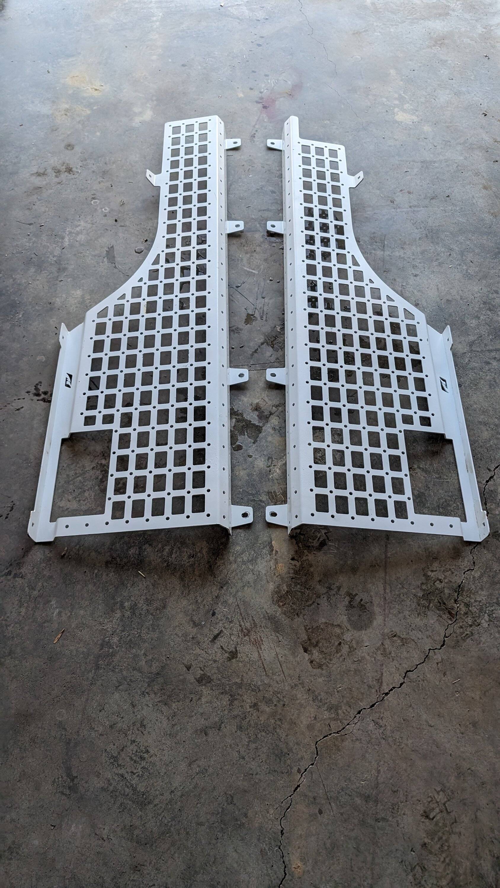 Jeep Gladiator Motobilt Bed side Molle panels - Drivers and Passengers PXL_20240207_215801648