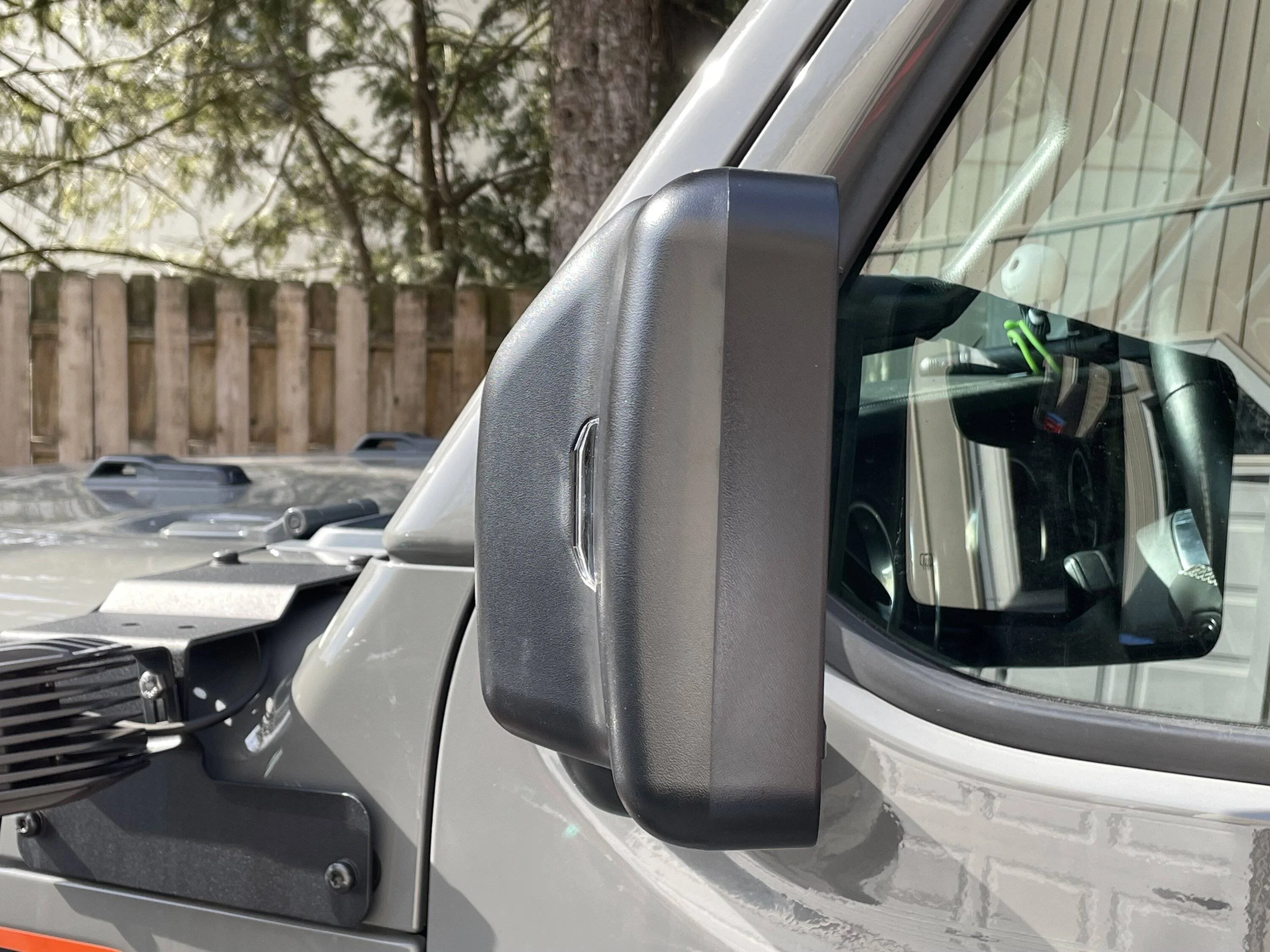 Jeep Gladiator Tow mirrors options? IMG_9498