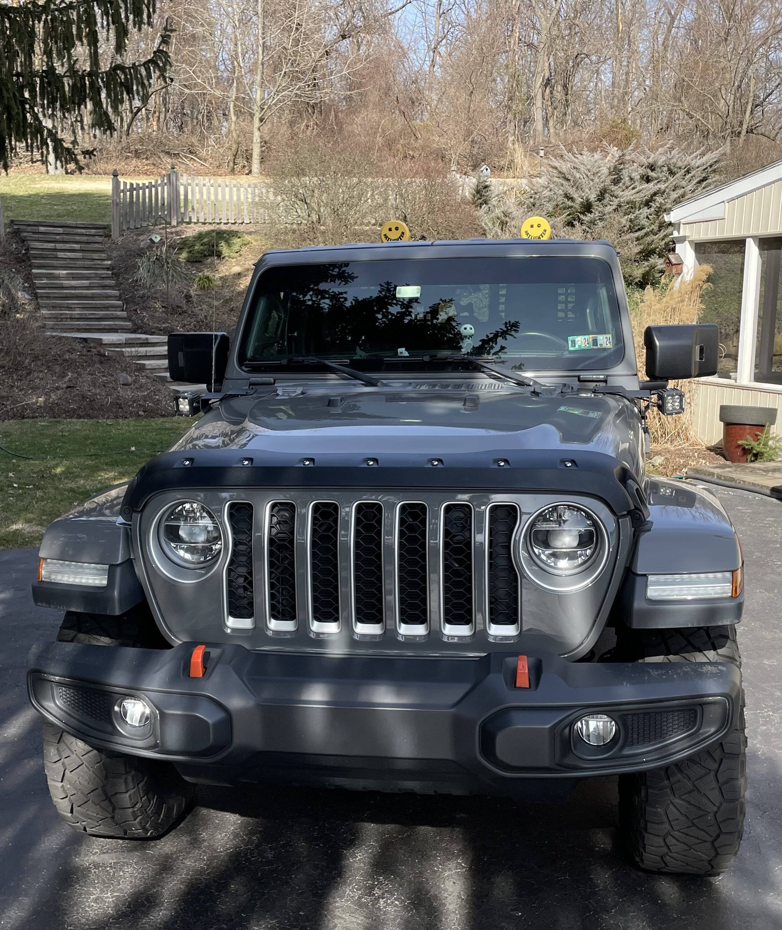 Jeep Gladiator Tow mirrors options? IMG_9499