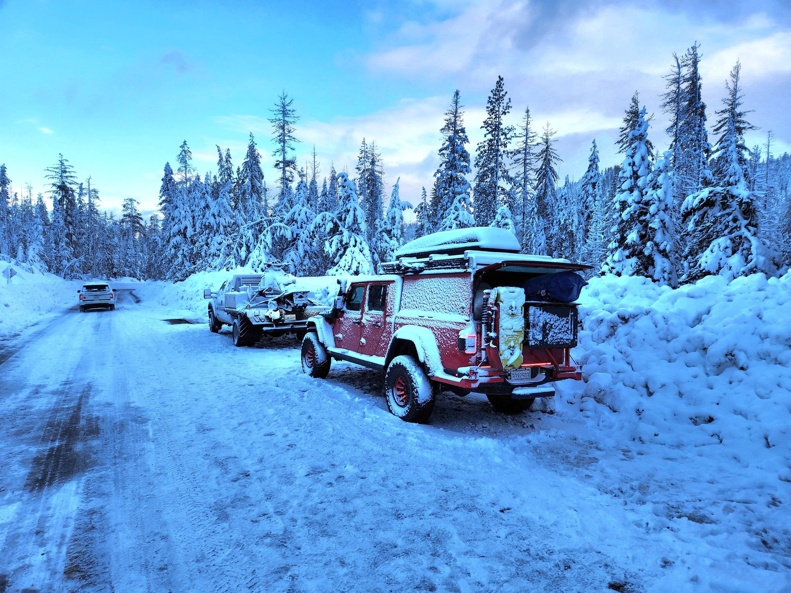 Jeep Gladiator Happy Wednesday!!! Let's see those ? Ice/ Sn❄w photos!!! 20240202_082400
