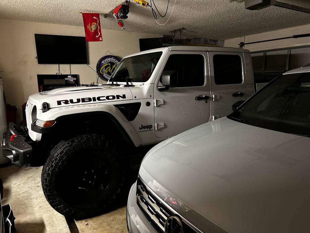 Jeep Gladiator Car and Driver: Would you rather? Gladiator vs GMC Canyon IMG_0059