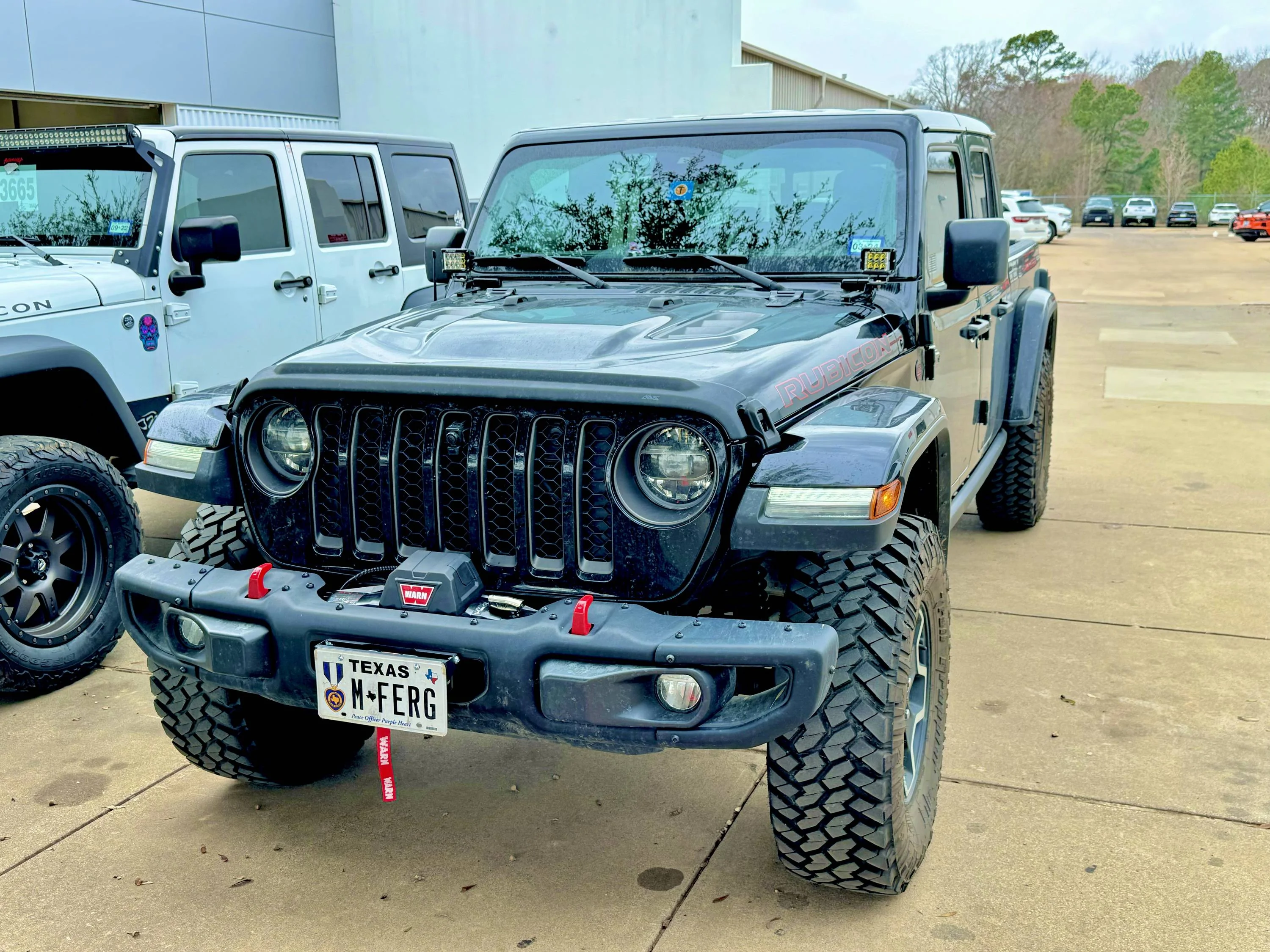 Jeep Gladiator Torn Between 315/70R17 or 35x11.5x17 Winch