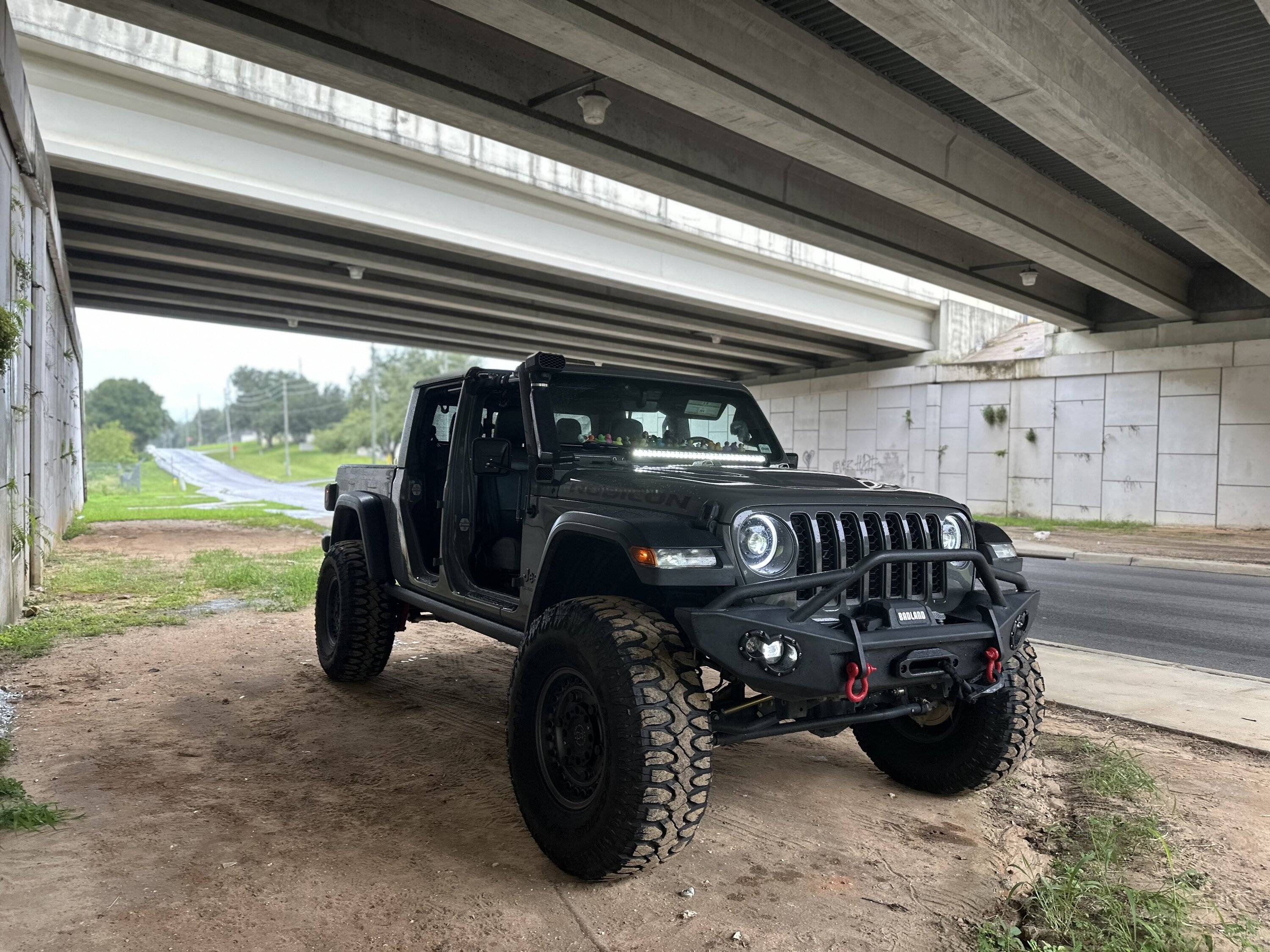 Jeep Gladiator Recommendations for light bar above the windshield with conventional lights (like Hella or KC)? IMG_2488
