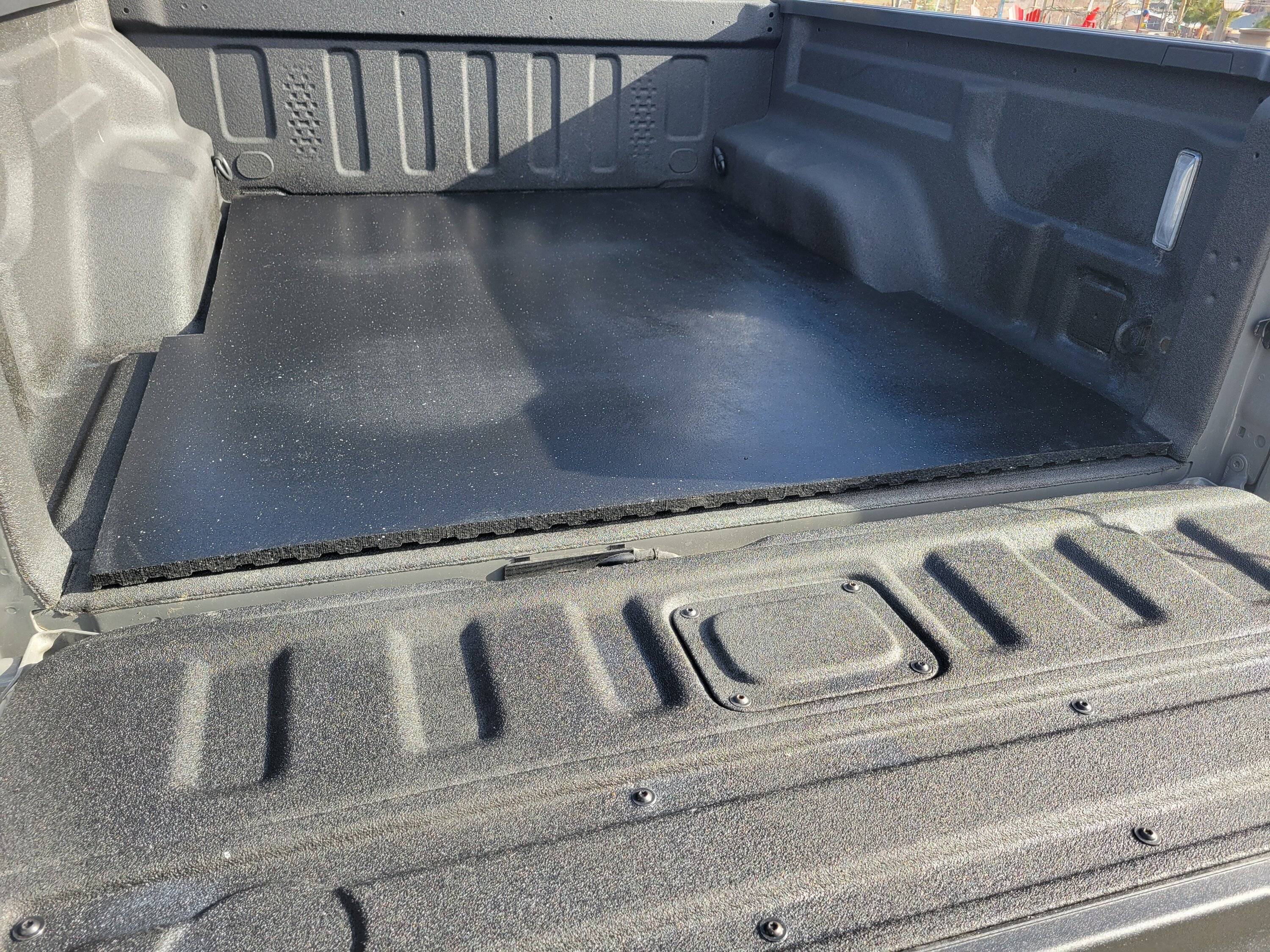 Jeep Gladiator Bedliner or bed mat? Bedmat made from horse stall mat $50