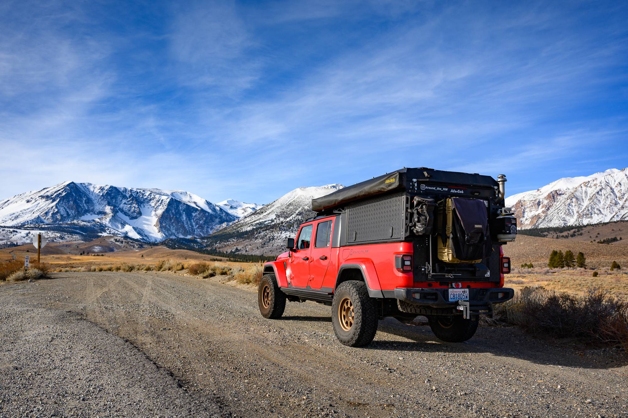 Jeep Gladiator Alu-Cab Canopy Camper Roll Call 2024_KOH__Z621514