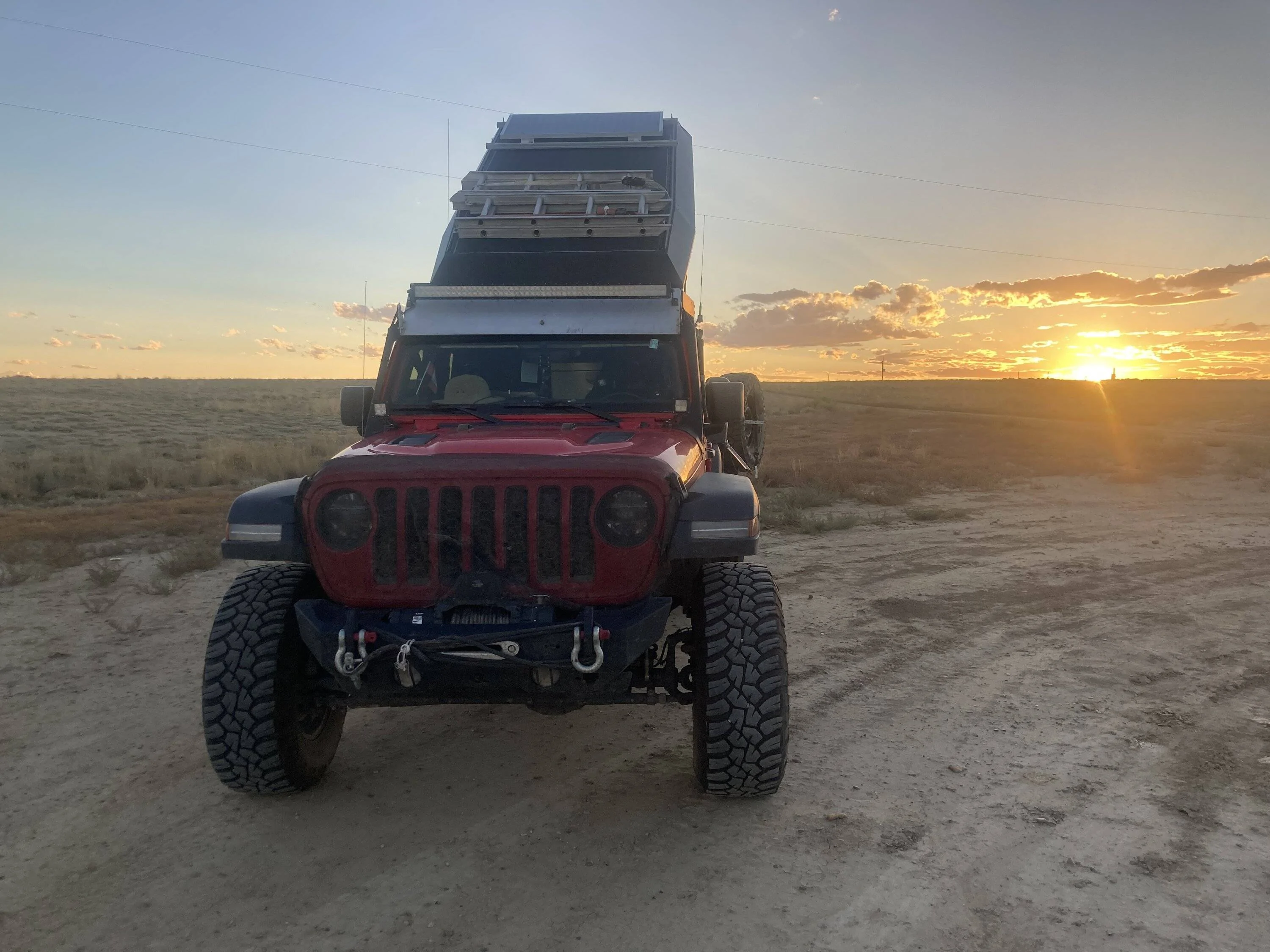 Jeep Gladiator Alu-Cab Canopy Camper Roll Call IMG_5636