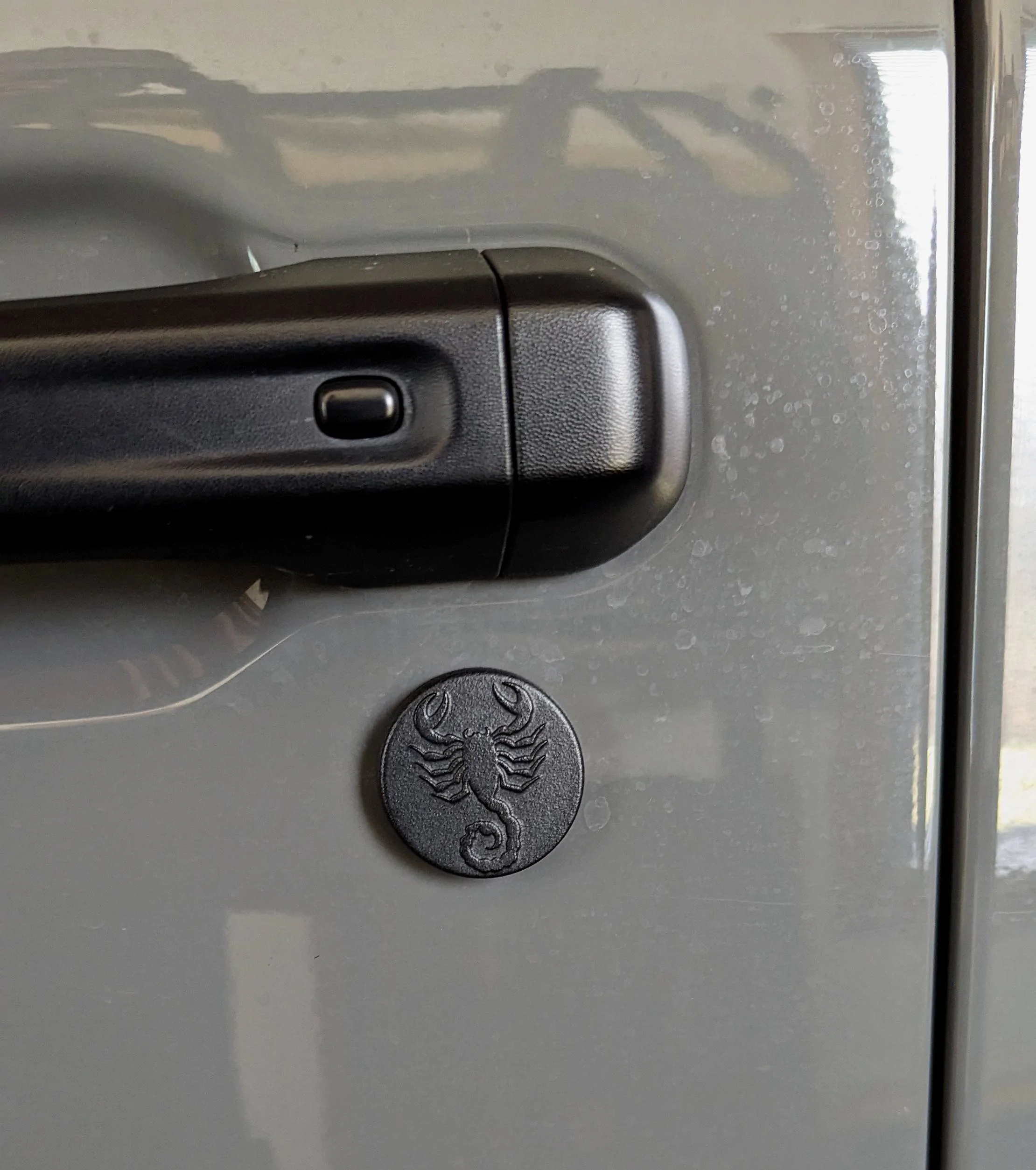 Jeep Gladiator Cheap quick mods:  What have you done? PXL_20240211_191730981~2