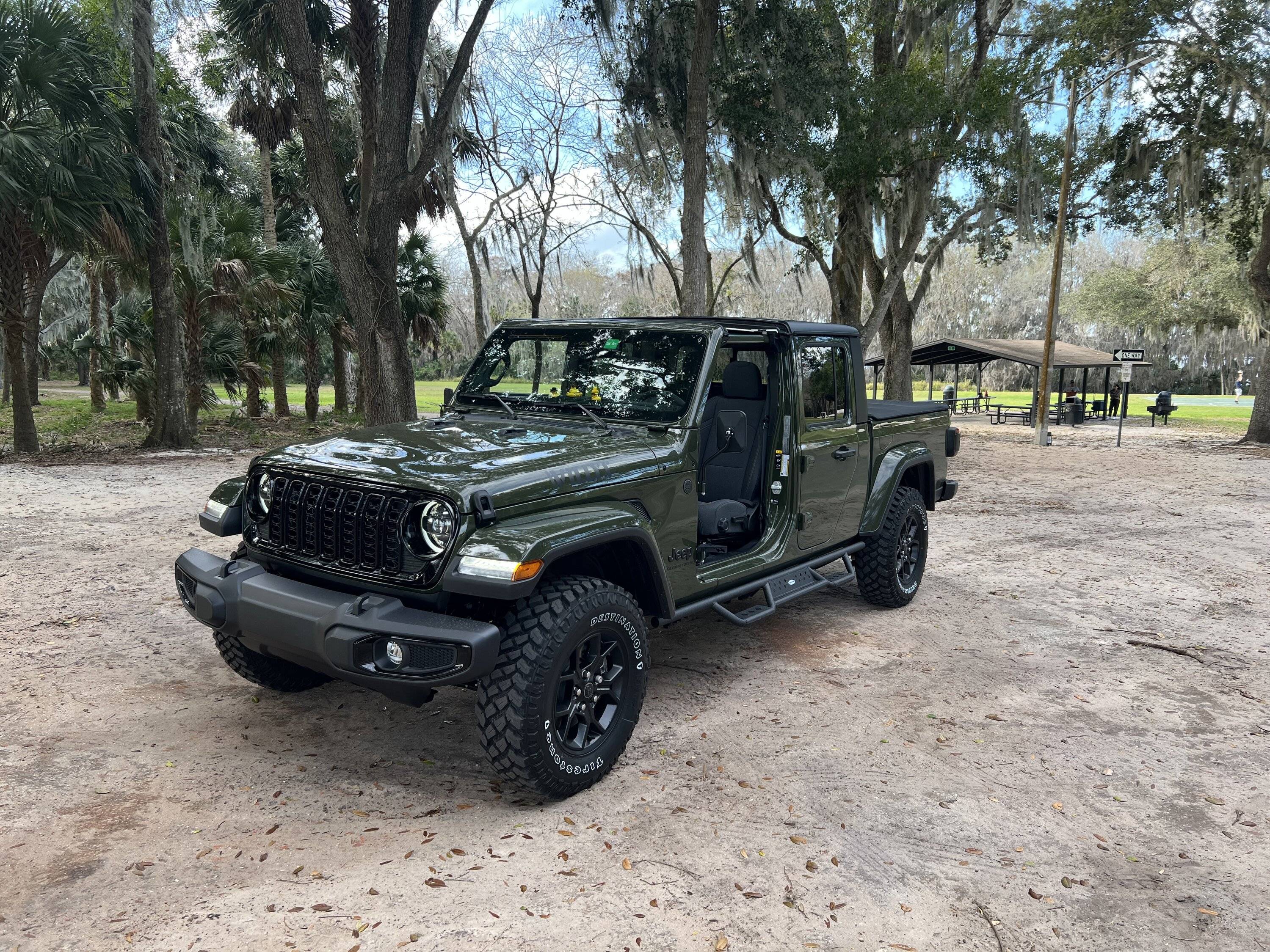 Jeep Gladiator SARGE GREEN Gladiator club IMG_0931