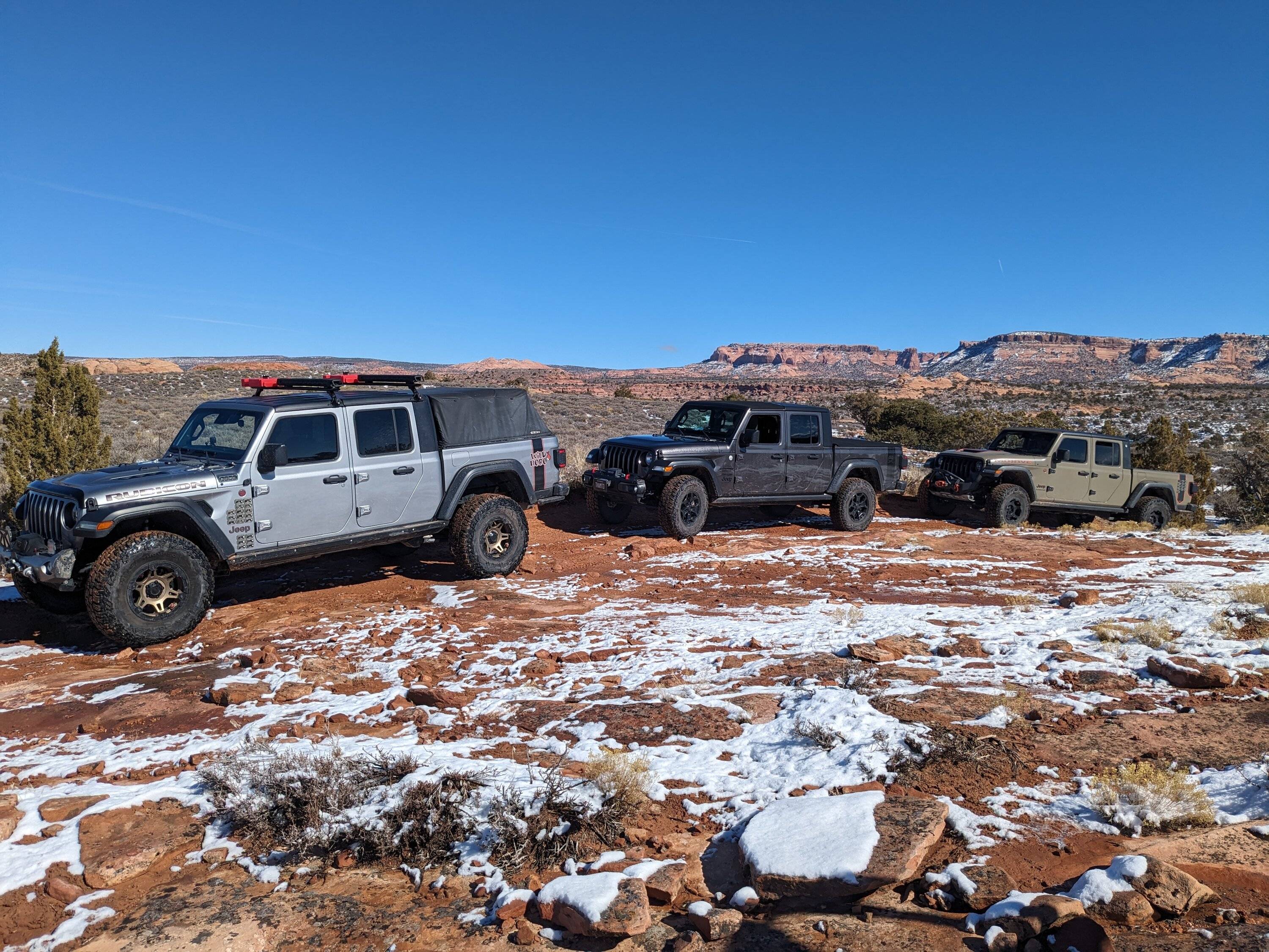 Jeep Gladiator Jeeps Parking Next To Jeeps PXL_20240211_190706109
