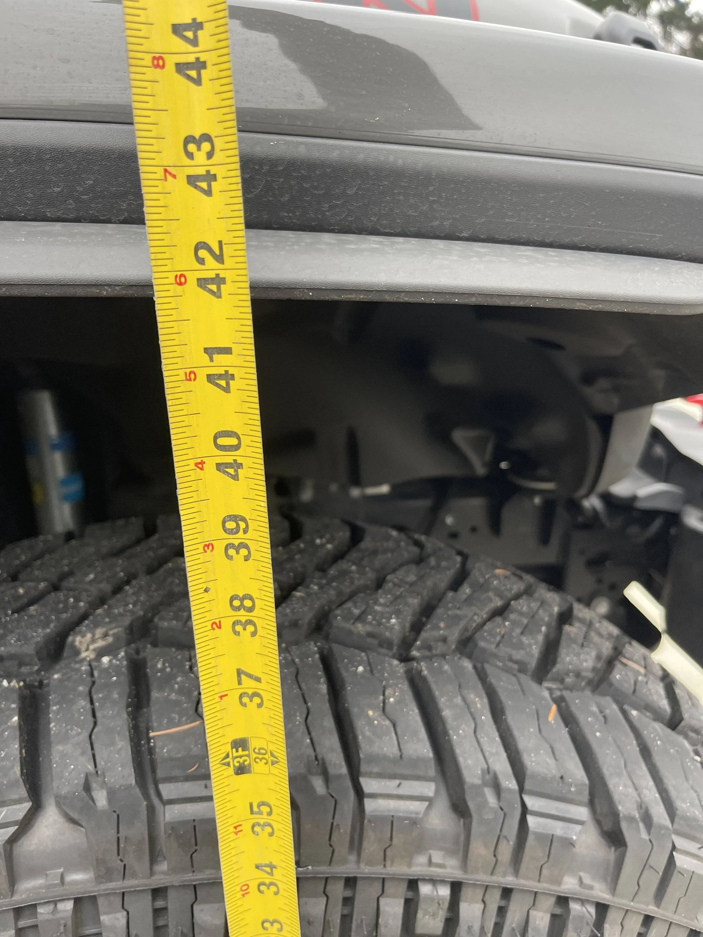 Jeep Gladiator Tires for JTD Willys IMG_3223