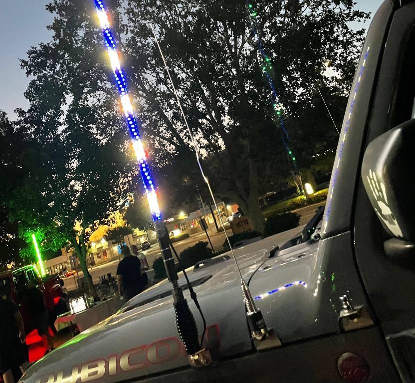 Jeep Gladiator CB antenna mounting zZxuL8